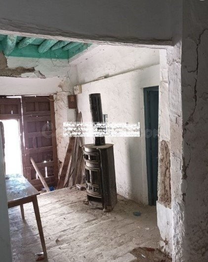 VENTA AMPLIA CASA PARA REFORMAR. GRAZALEMA - foto 4