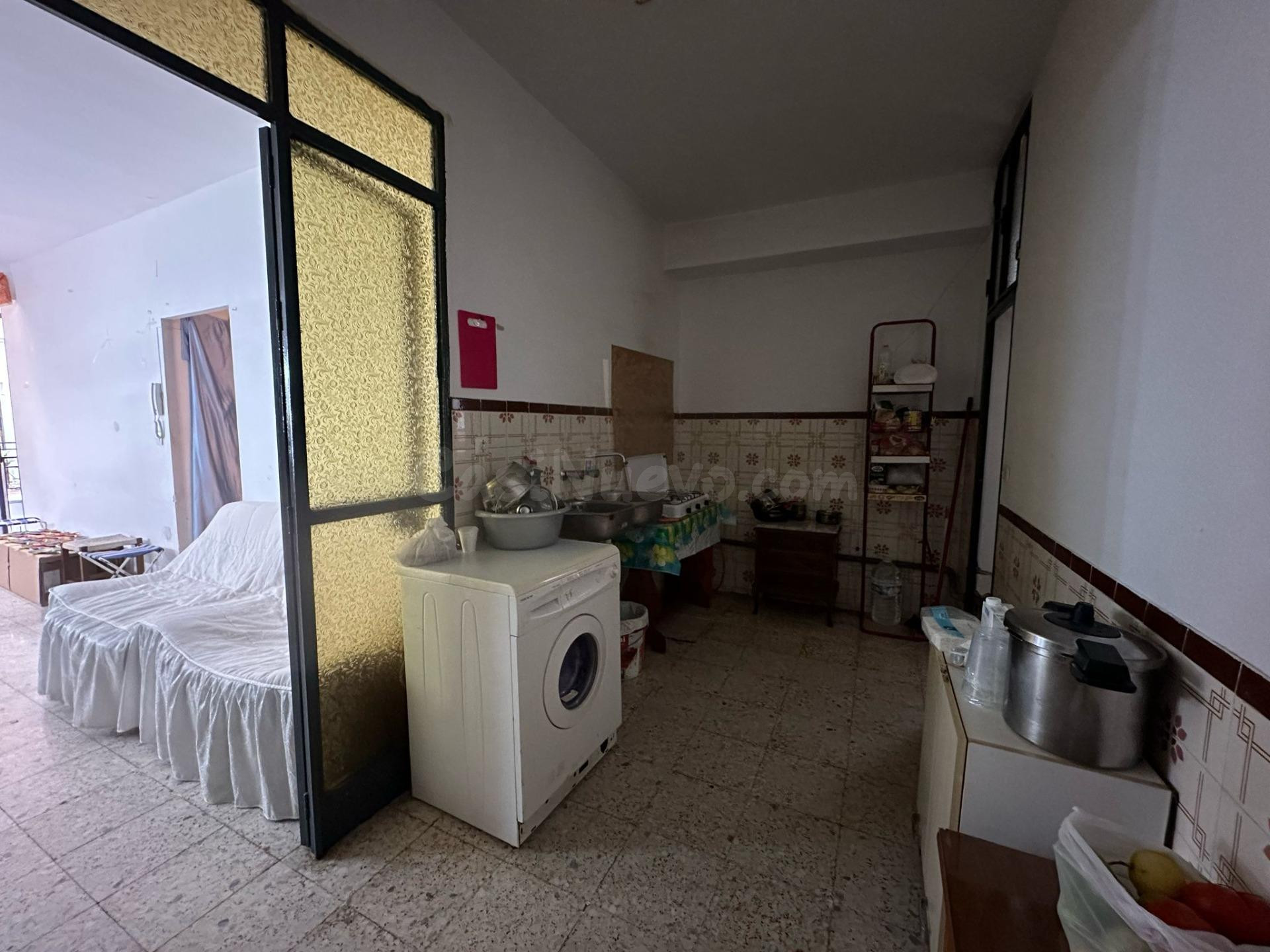 VENTA PISO CÉNTRICO PARA REFORMAR - foto 3