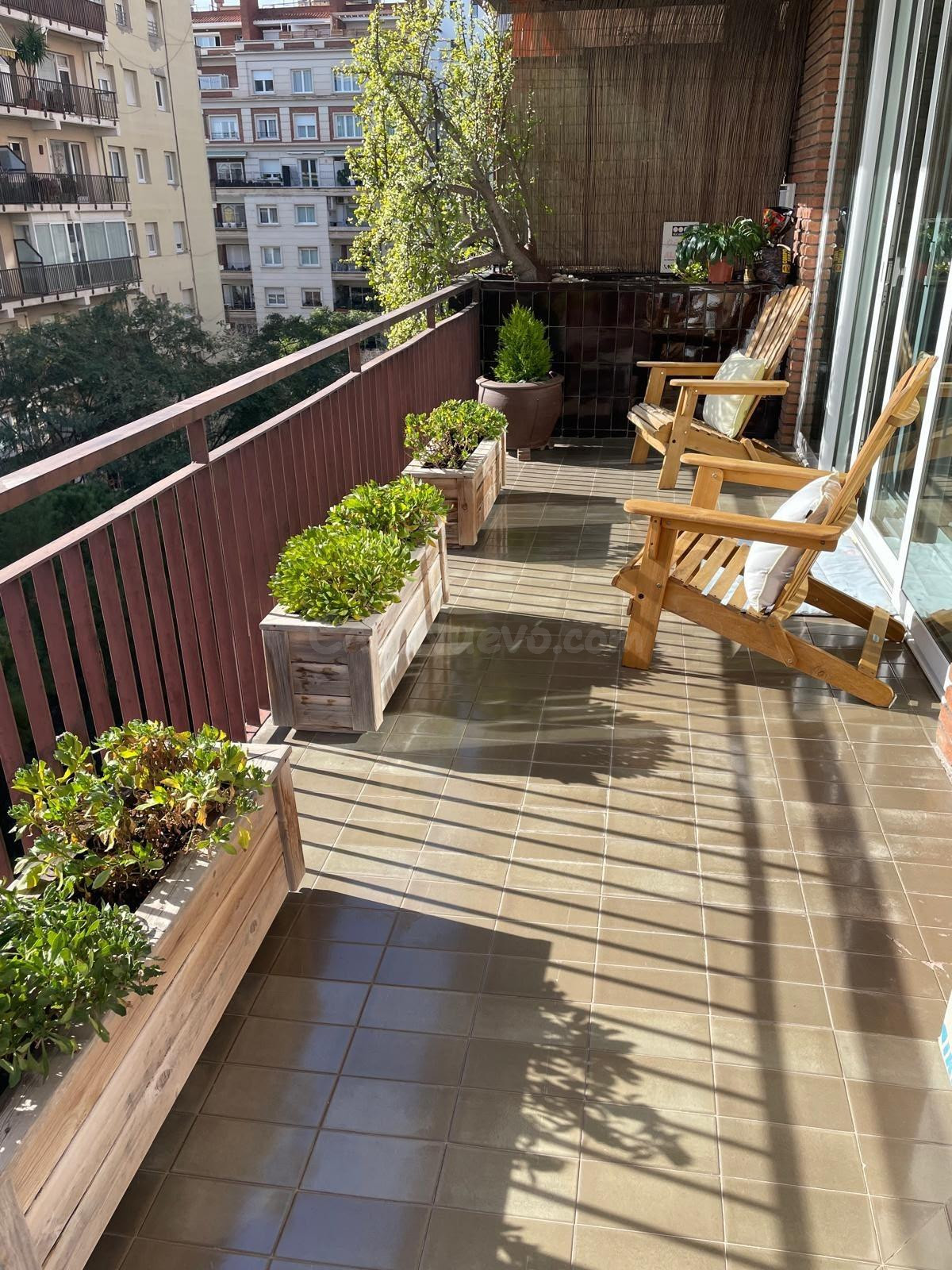 Exclusiva vivienda  de 155 m2 exterior a tres orientaciones en Passeig Manuel Girona