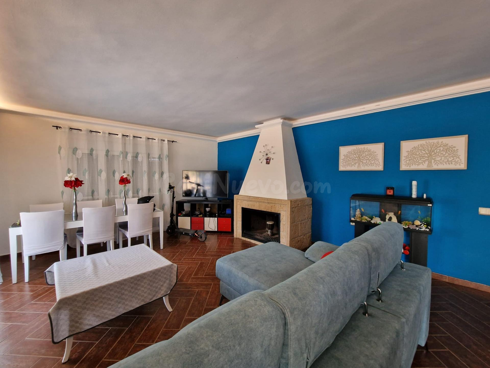 VENTA TERRENO CON 2 CASAS. ALGAR