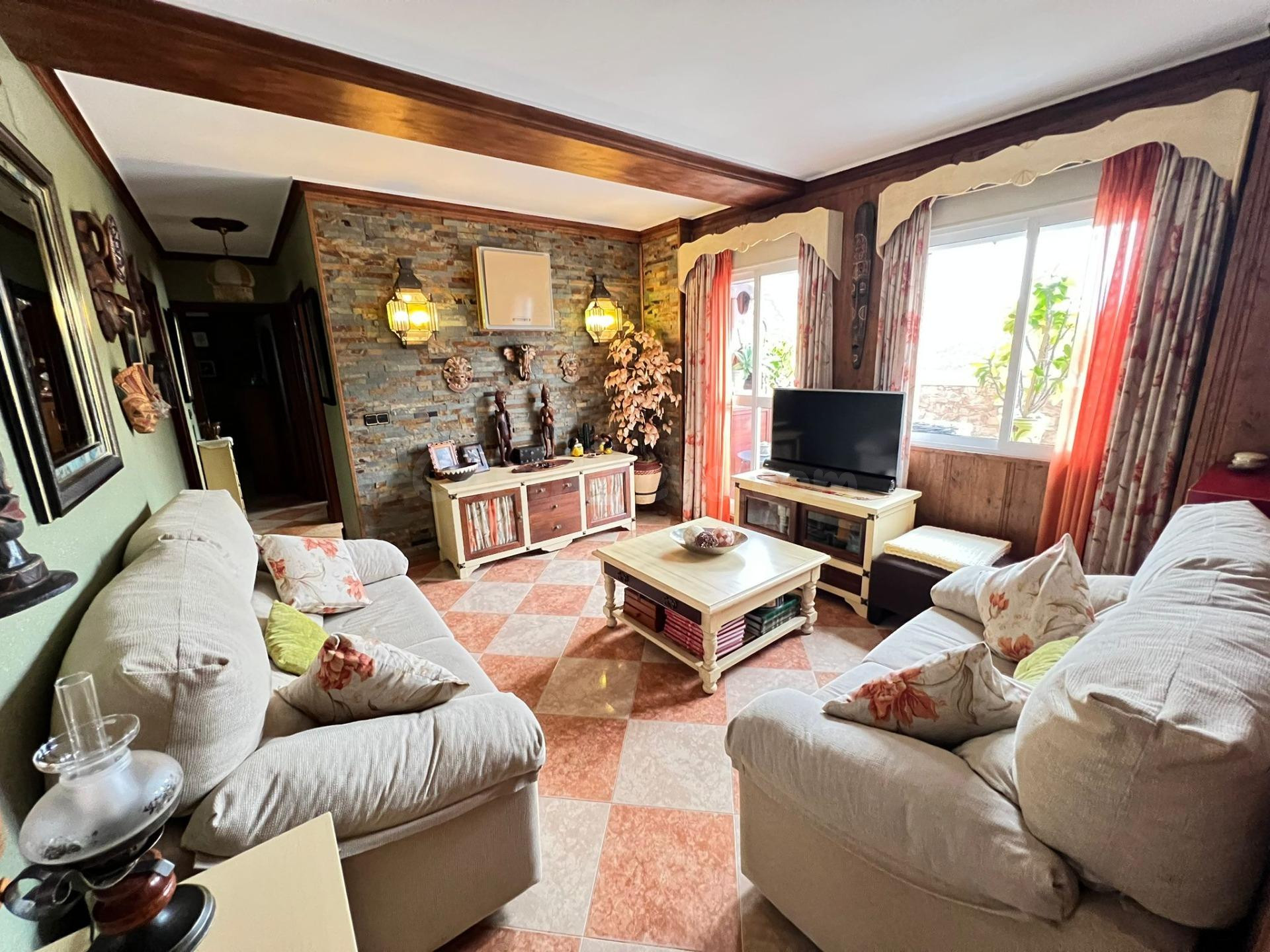 VENTA PISO CON ASCENSOR Y TERRAZA - foto 3