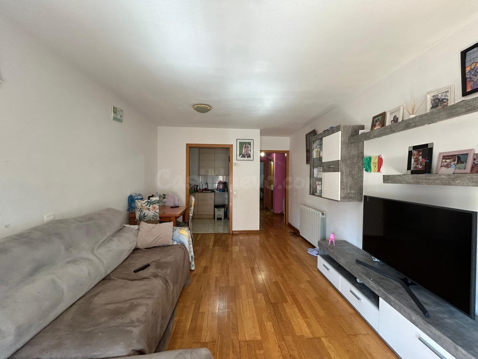 APARTAMENTO SEMINUEVO DE 2HAB EN ZONA RECTORAT CON INQUILINO - foto 5