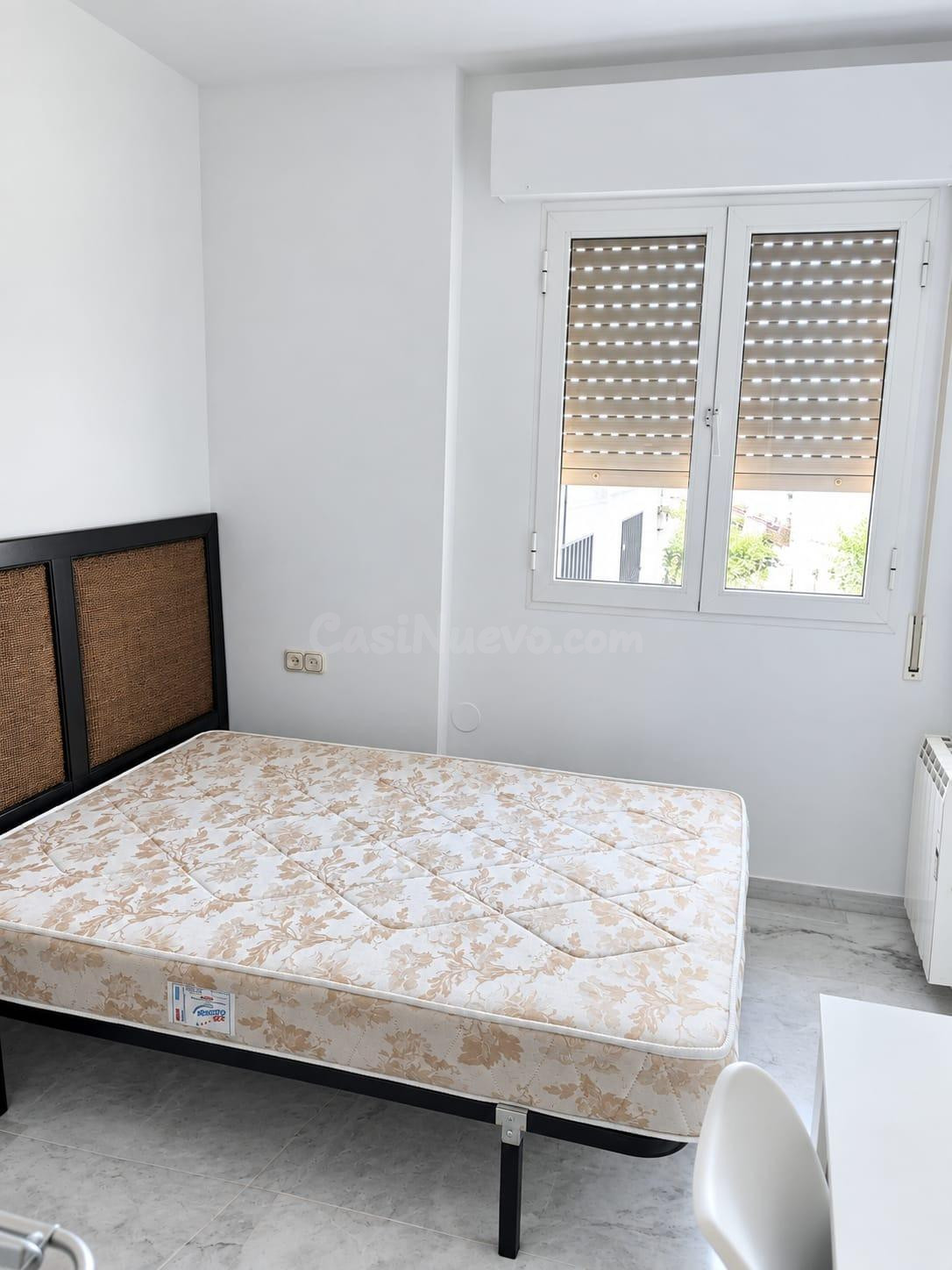 VENTA AMPLIO PISO EN RONDA CON GARAJE Y TRASTERO - foto 4