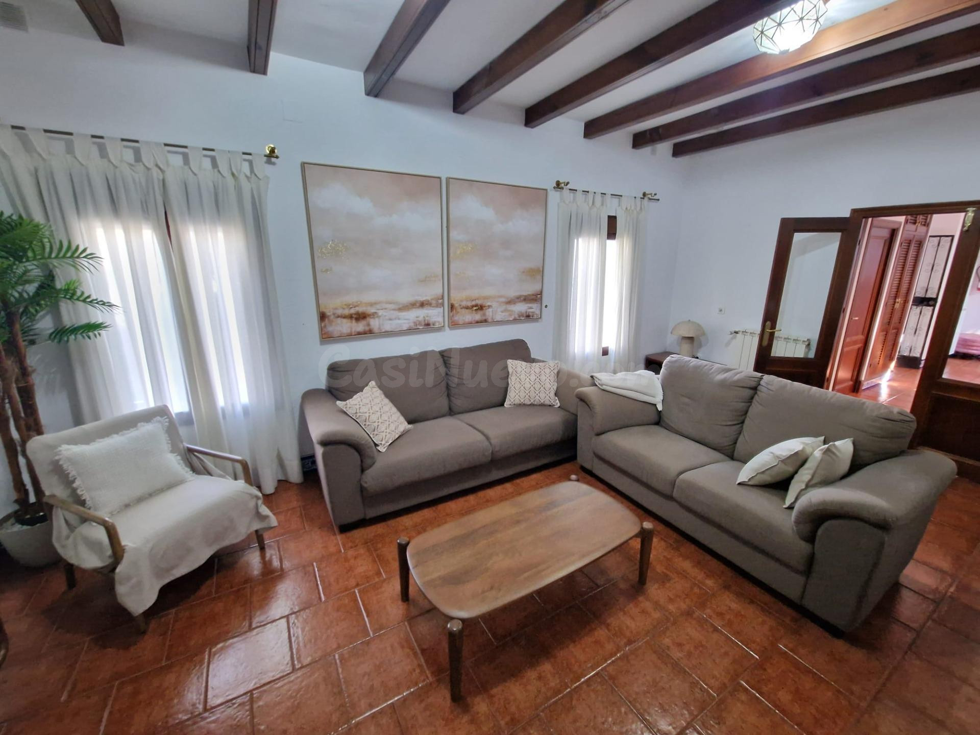 VENTA CASA CON PISCINA EL BOSQUE. SIERRA DE CÁDIZ
