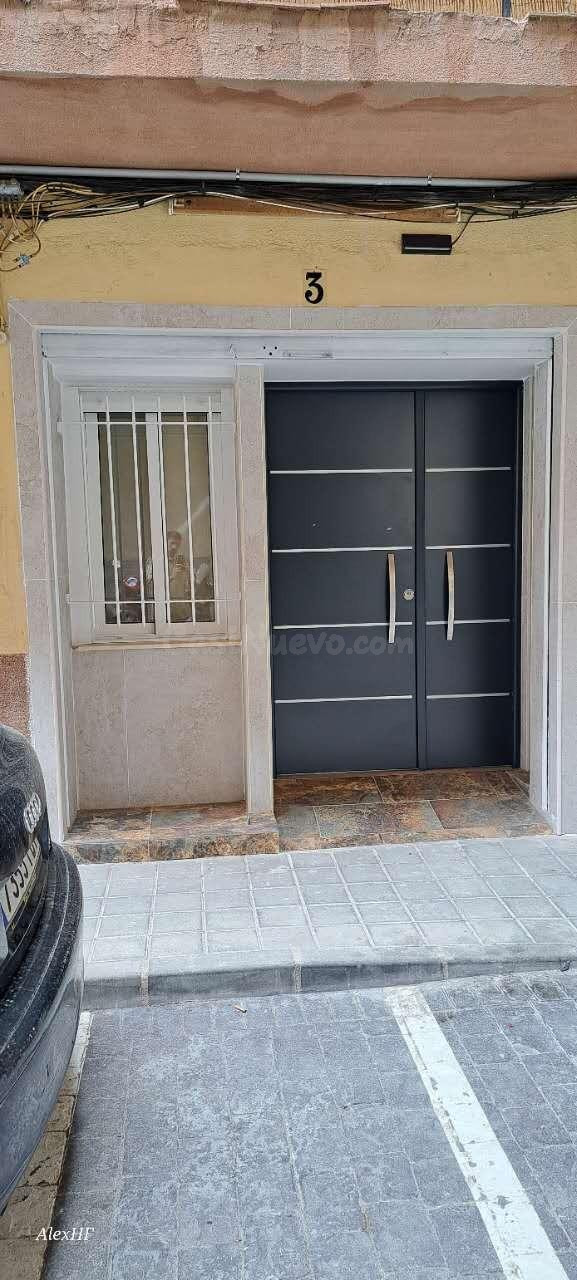 ¡OPORTUNIDAD ÚNICA! PENSION EN ACTIVO CERCA DE LA PLAZA DE TOROS DE ALICANTE