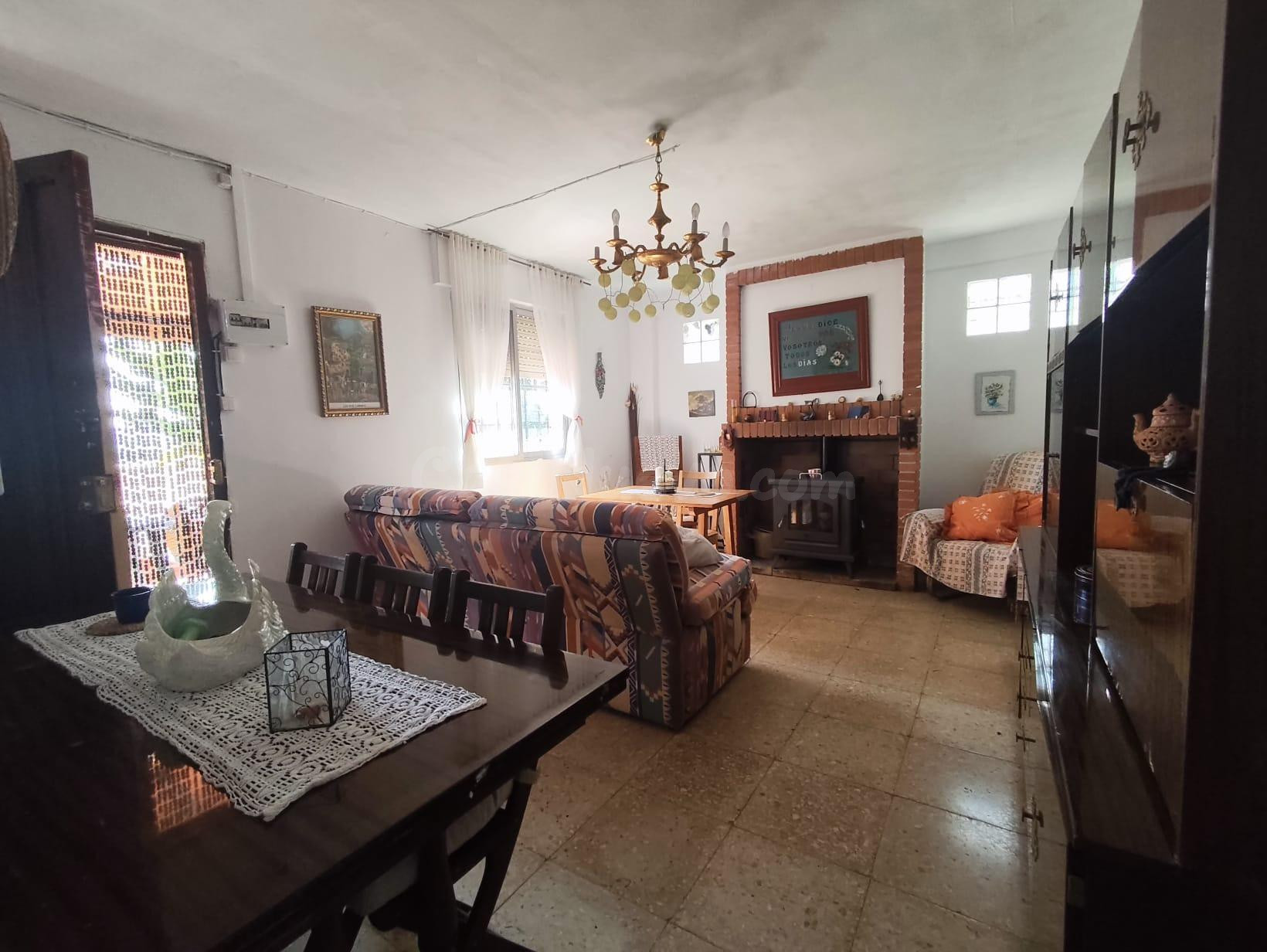 Chalet en Turis con Terrenos Agrarios y vistas despejadas - foto 5