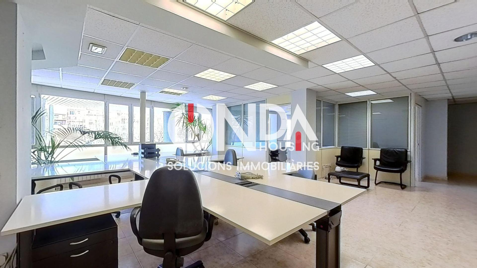Oficina de 300 m2 con dos parkings en la mejor zona de Balag - foto 4