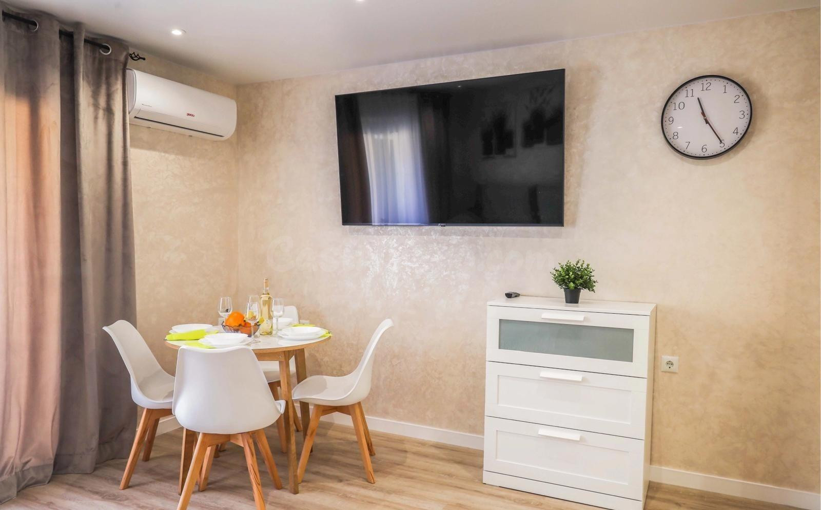 TORREVIEJA,MODERNO REFORMADO 209.000 EUROS!!!!!