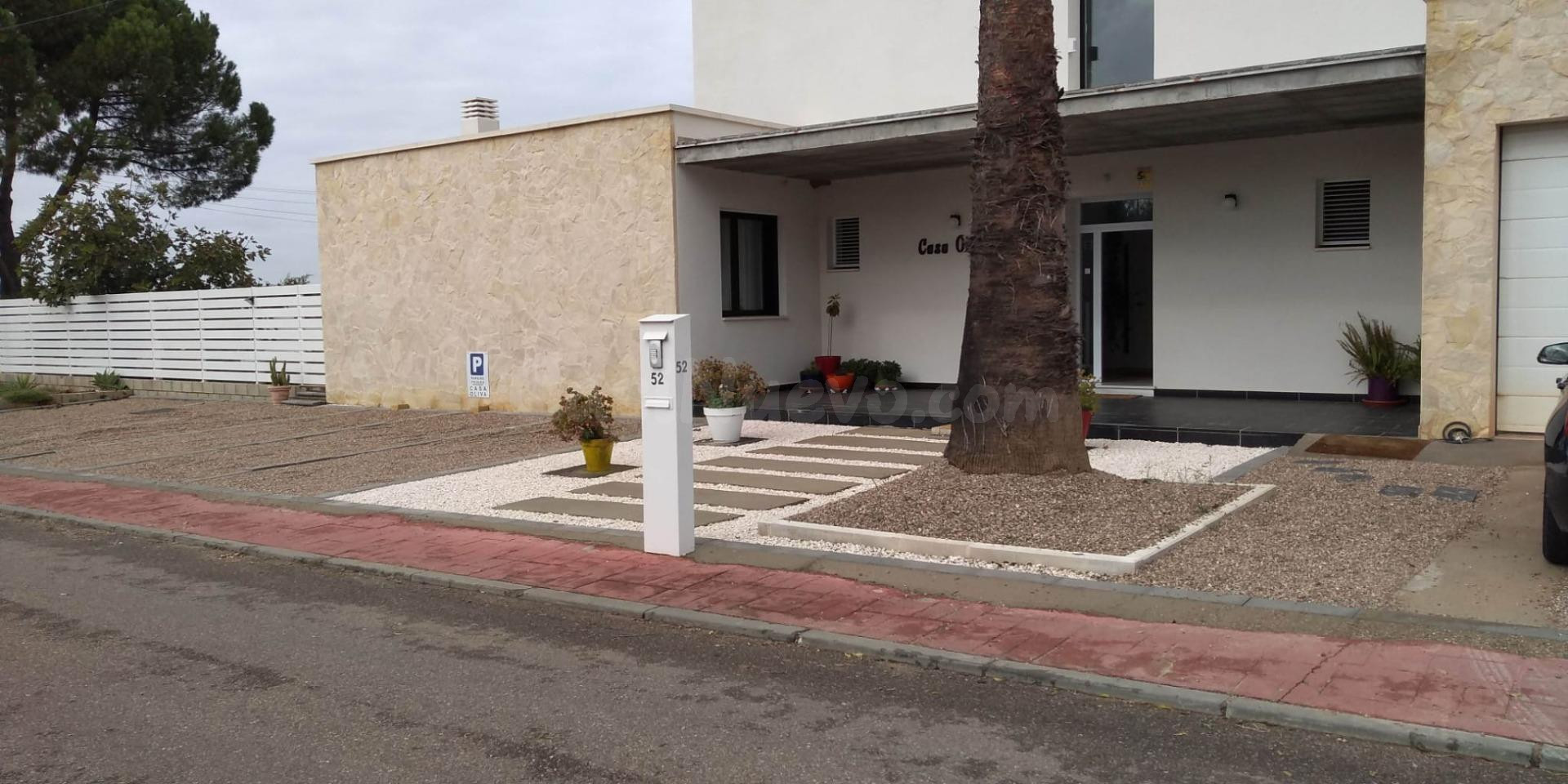 Chalet 6 habitaciones 406m² en venta - Urb. vista del aljarafe