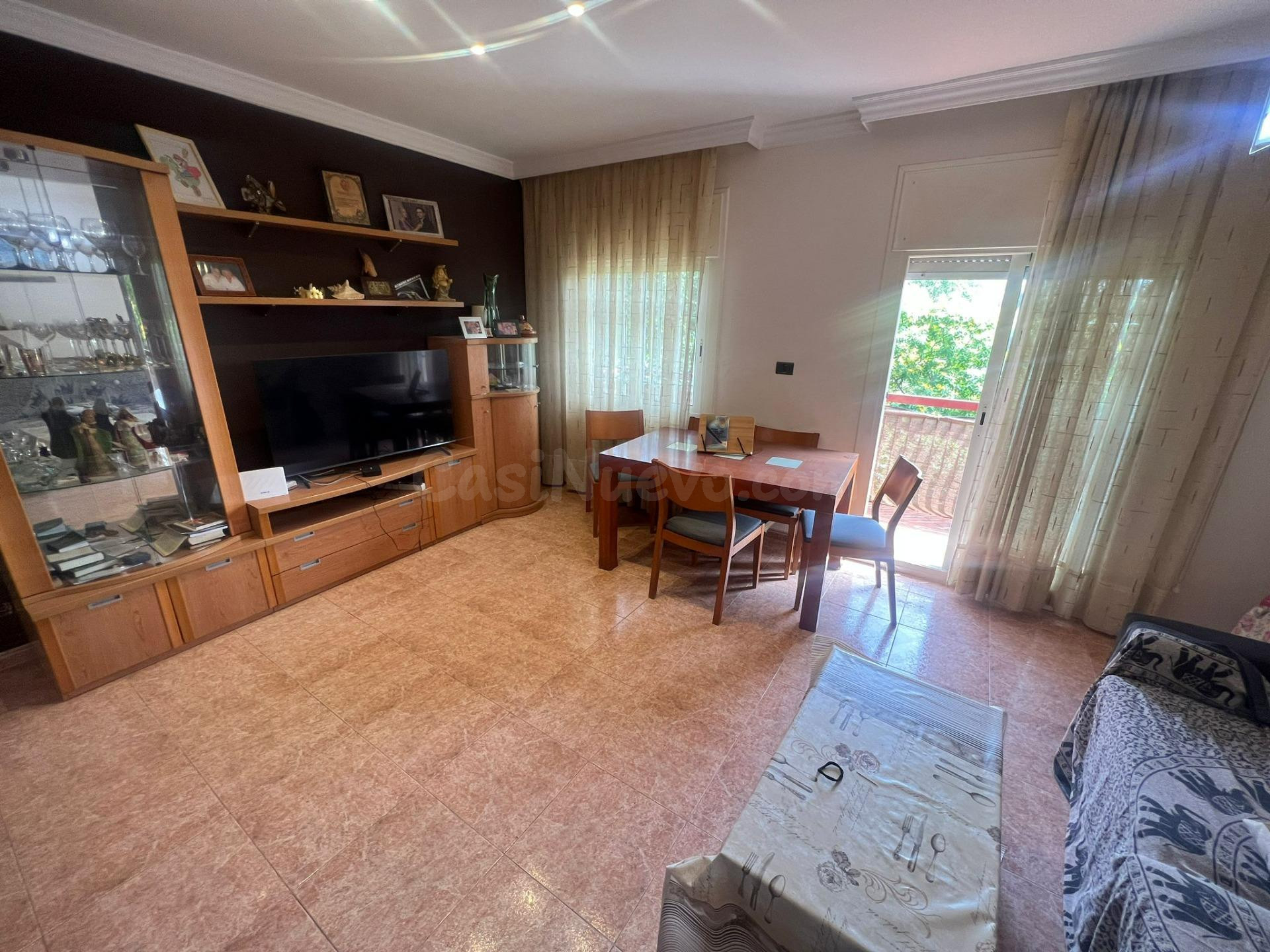 Amplio Apartamento en Cerdanyola, Mataró