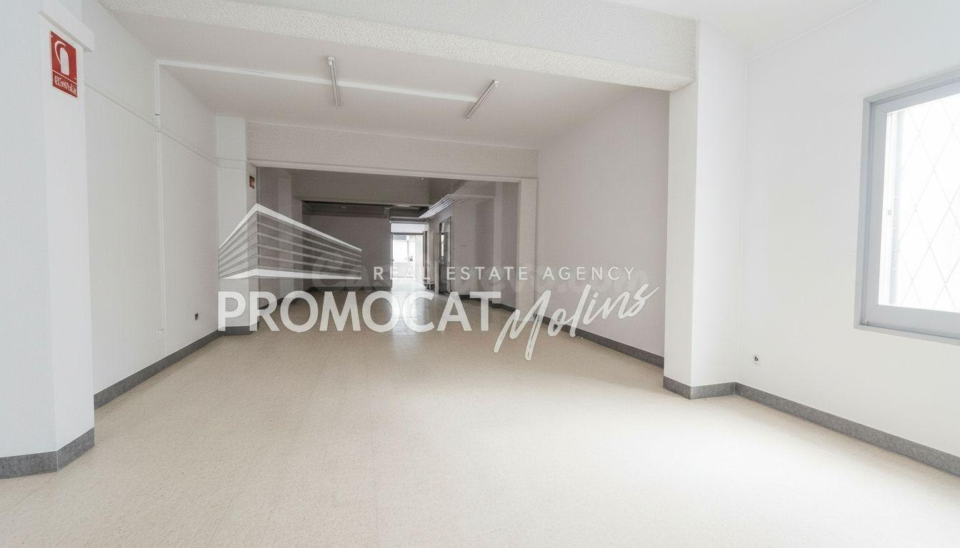 Local comercial en venta – Calle Sever Ochoa, Esplugues de Llobregat