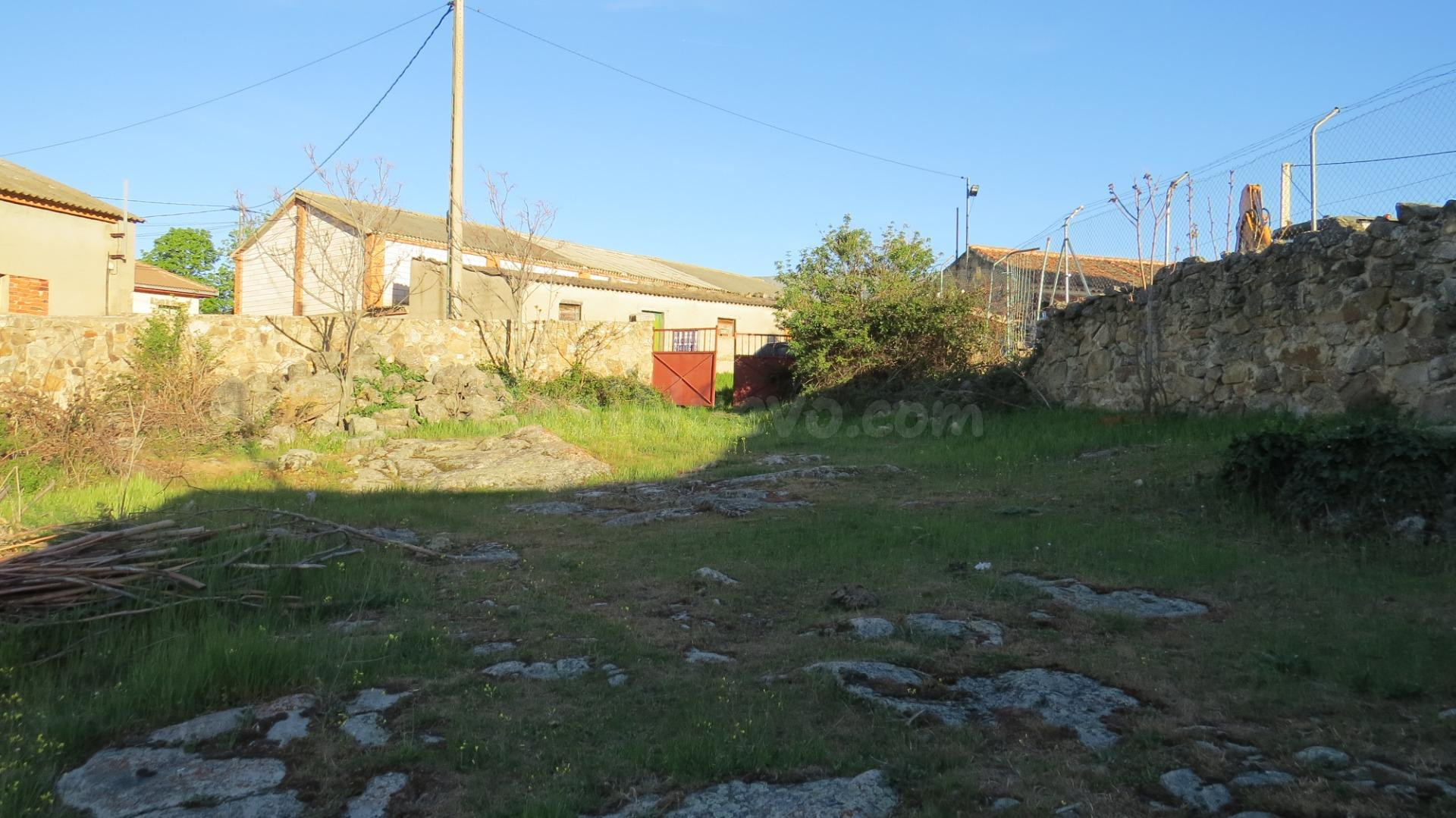 PARCELA URBANIZABLE EN LA LOSA
