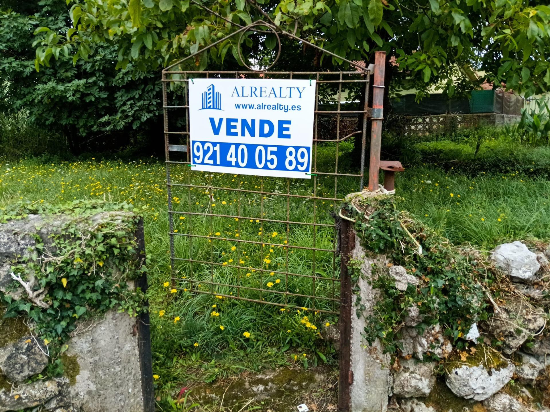 TERRENO URBANO EN ARGOÑO, COSTA CANTÁBRICA.