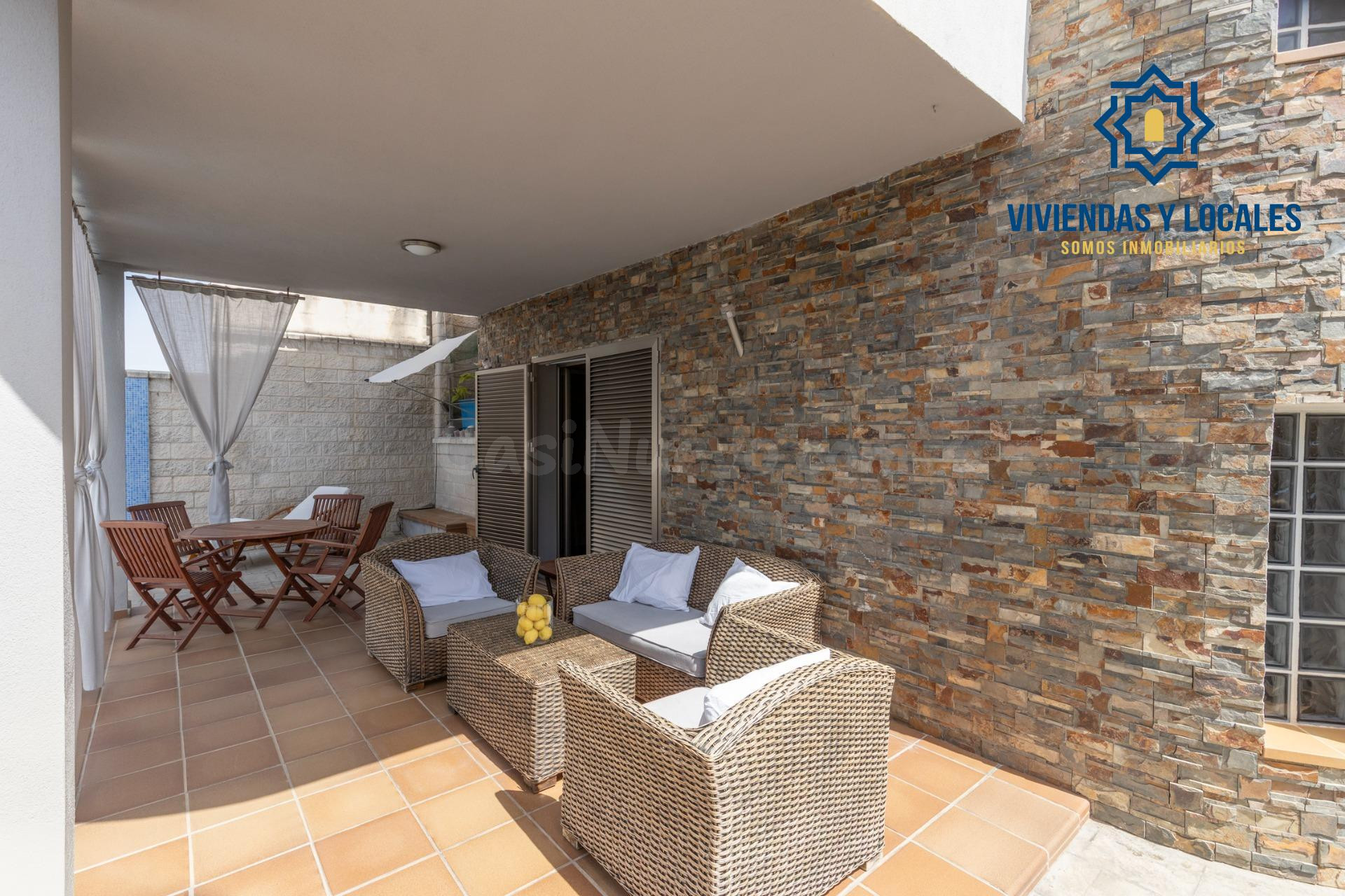 ¡ESPECTACULAR CHALET INDEPENDIENTE MODERNO CON PISCINA PRIVA - foto 4