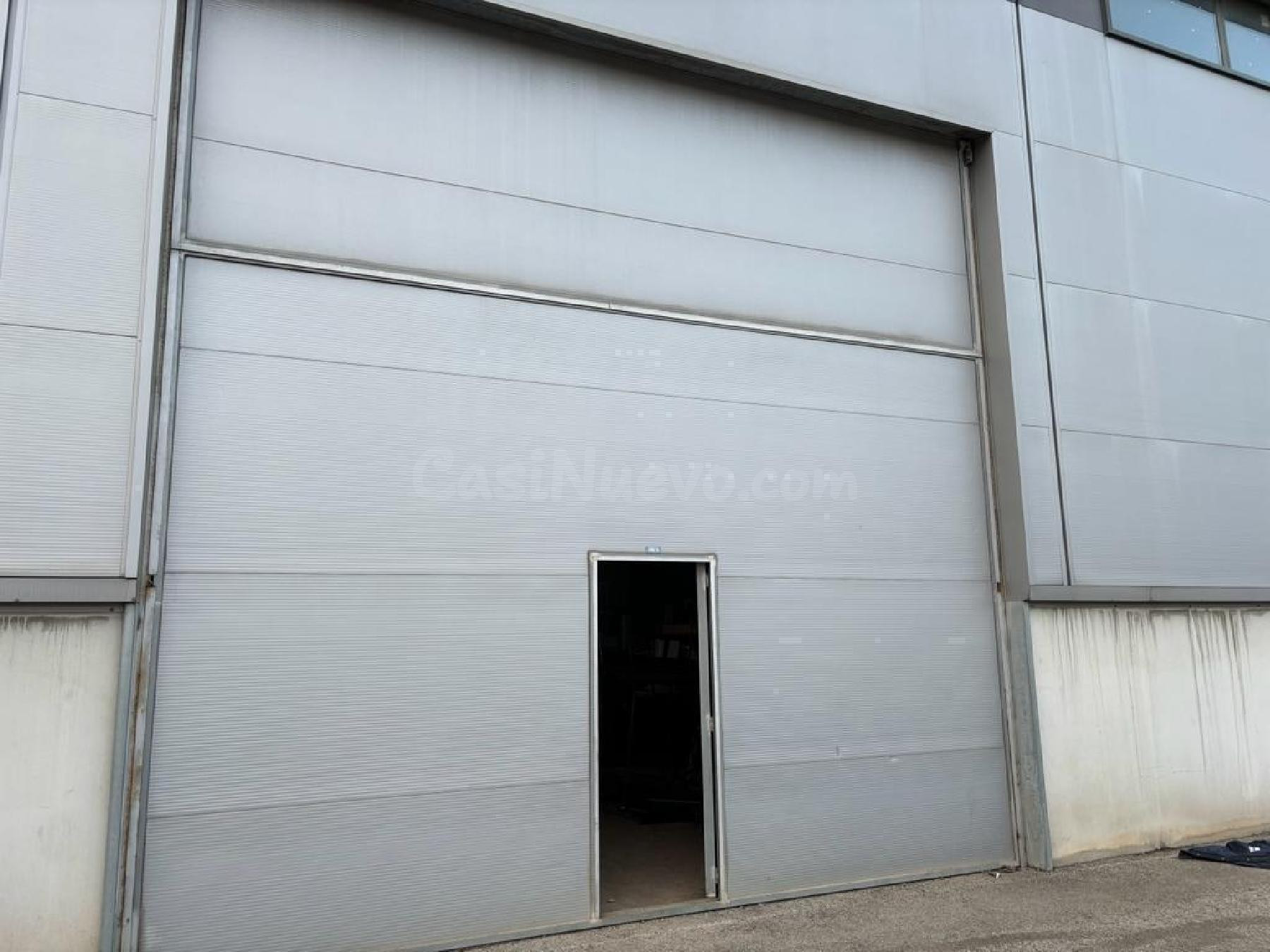 Nave industrial en venta  | Polígono de Barros | Los Corrale - foto 5