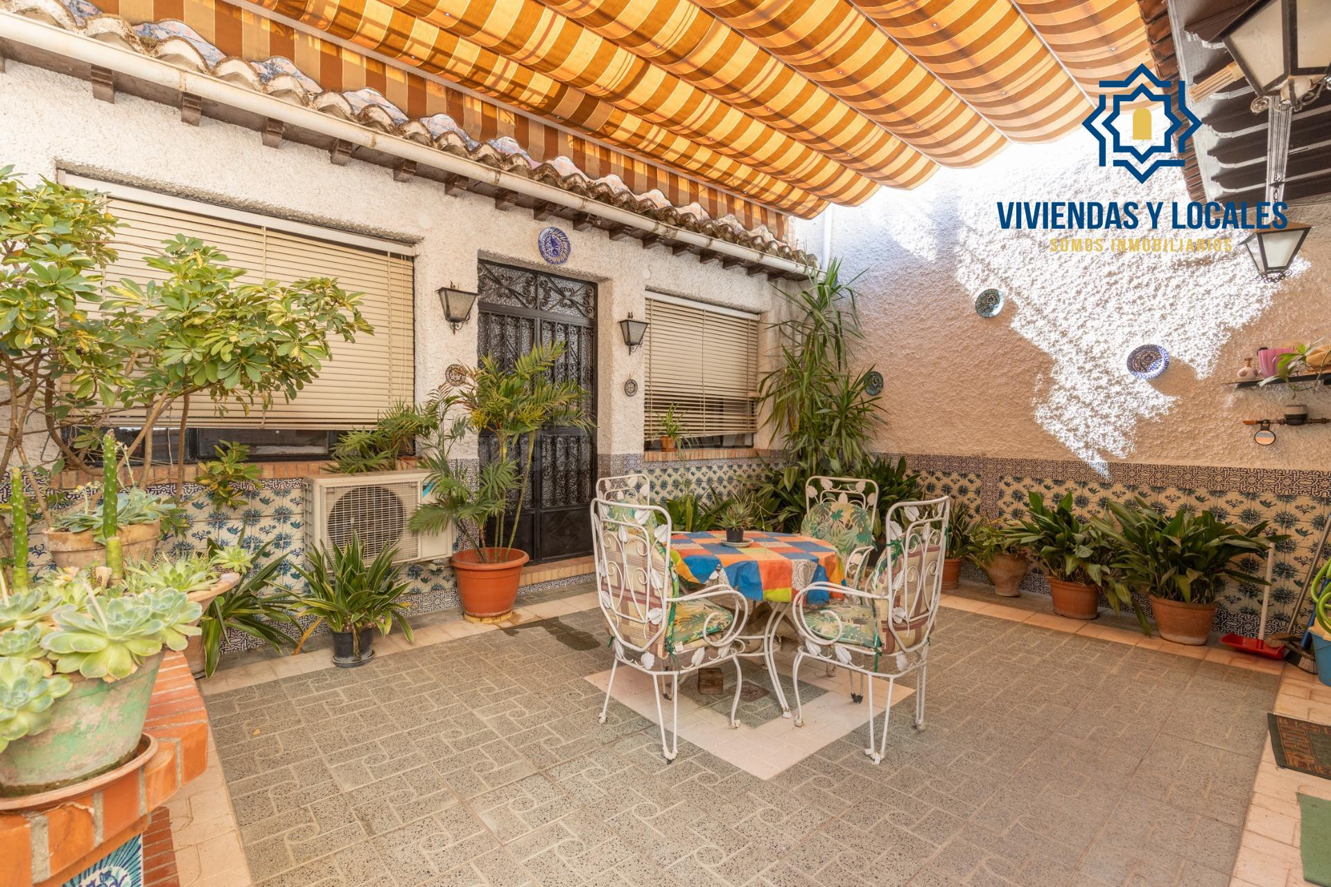 PRECIOSA CASA EN EL BARRIO DEL ALBAICÍN