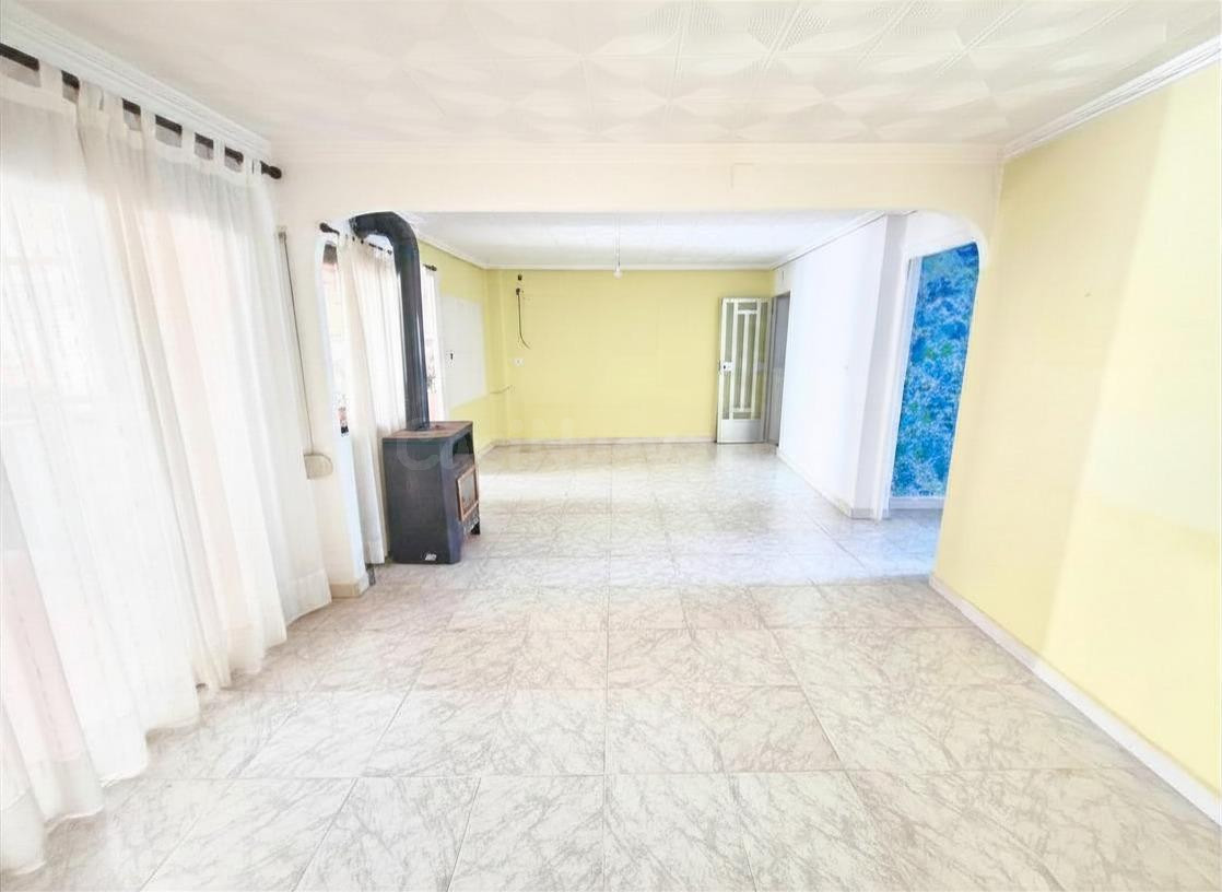 Vivienda independiente con dos alturas en Barrio del Cristo (Aldaia)