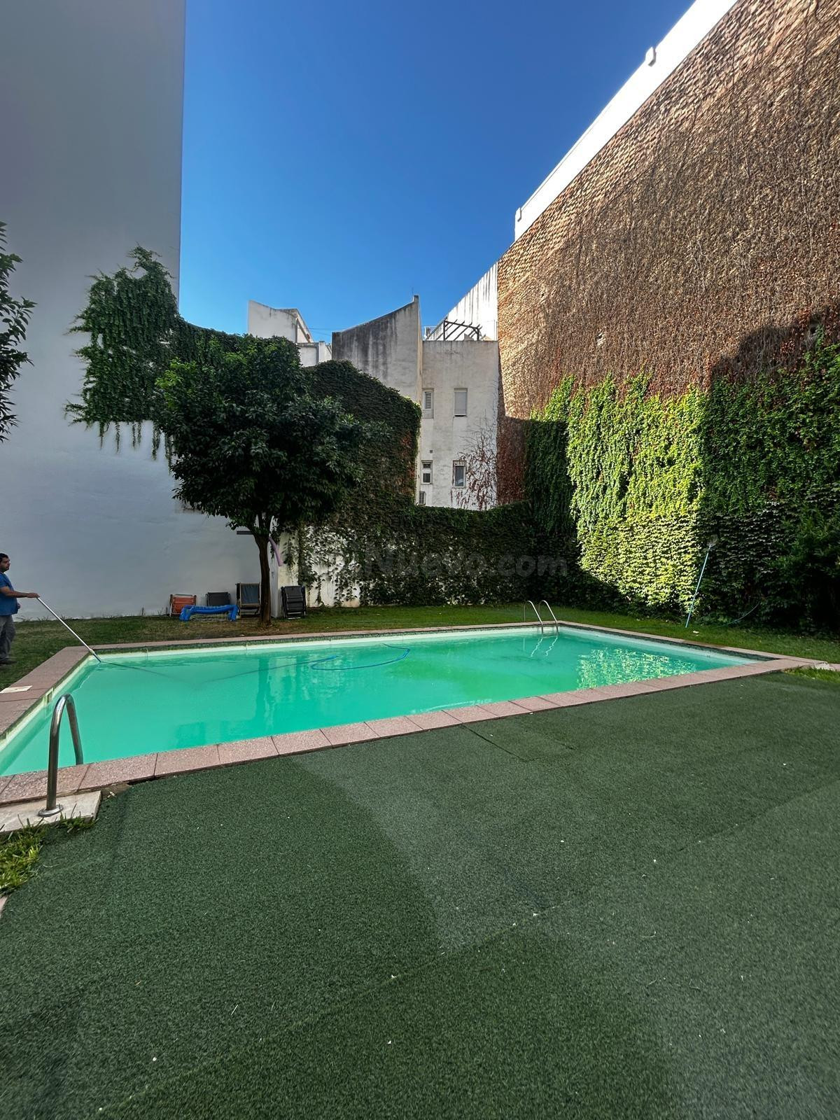 PISO CENTRO CON PISCINA !!!!!