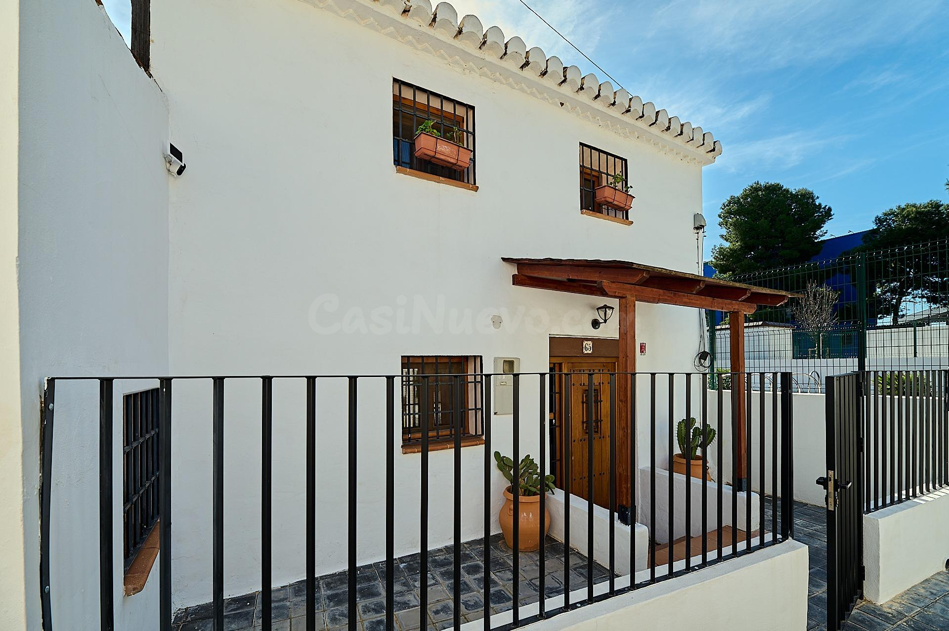 Casa 2 habitaciones 113m² en alquiler - Nou Campanar