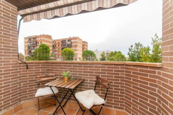 Piso 2 habitaciones 76m² en venta - Cuevas - Ilustración