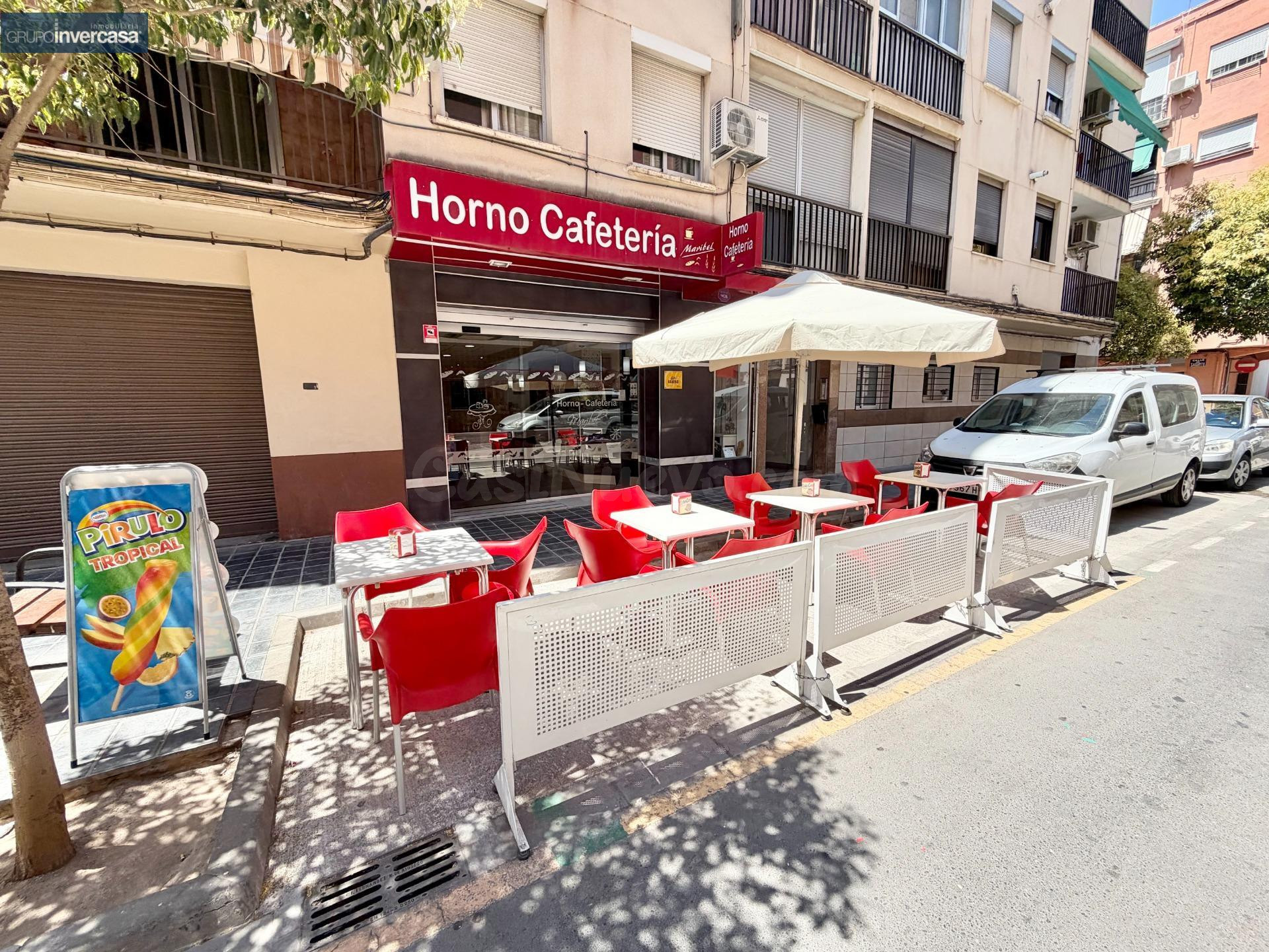 Traspaso de Cafetería con Obrador en zona colegio San Enrique (Quart de Poblet)