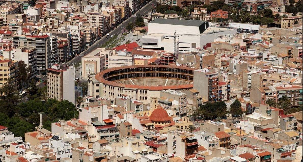 Local esquinero próximo a Auditorio de música