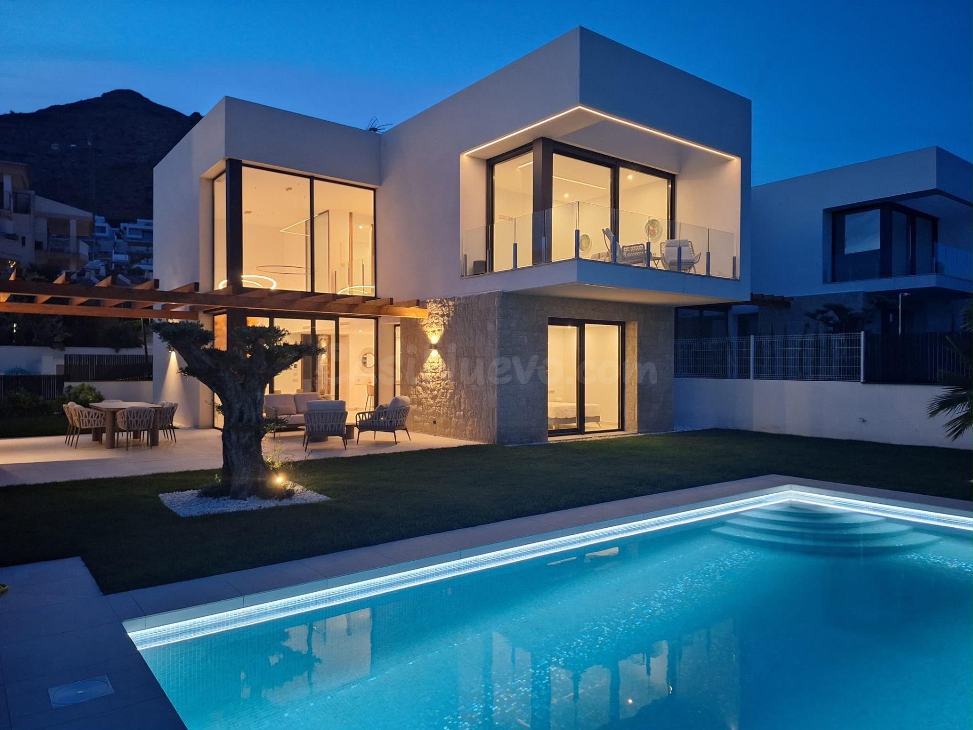 Espectacular villa de lujo en Finestrat - Entrega inmediata
