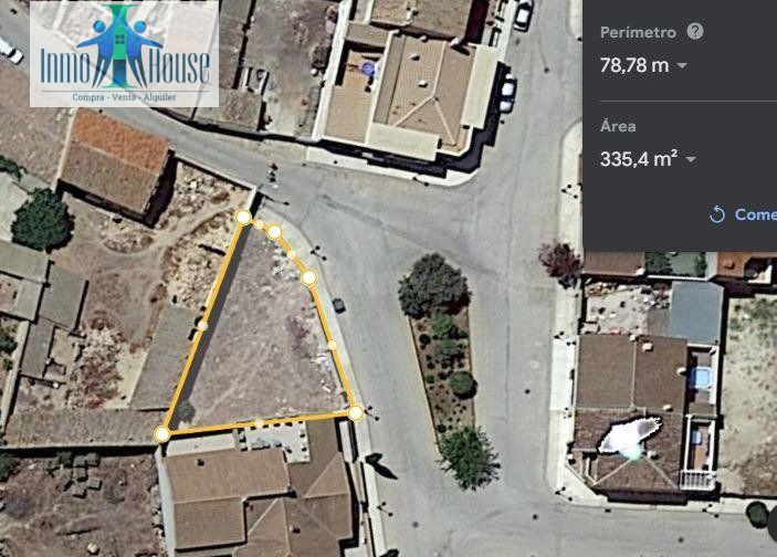 T112. INMOHOUSE VENDE SOLAR Y CASA DE PUEBLO SEÑORIAL EN SAN