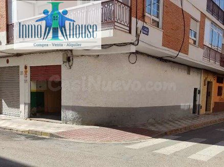 Inmohouse vende local en zona Hospital General
