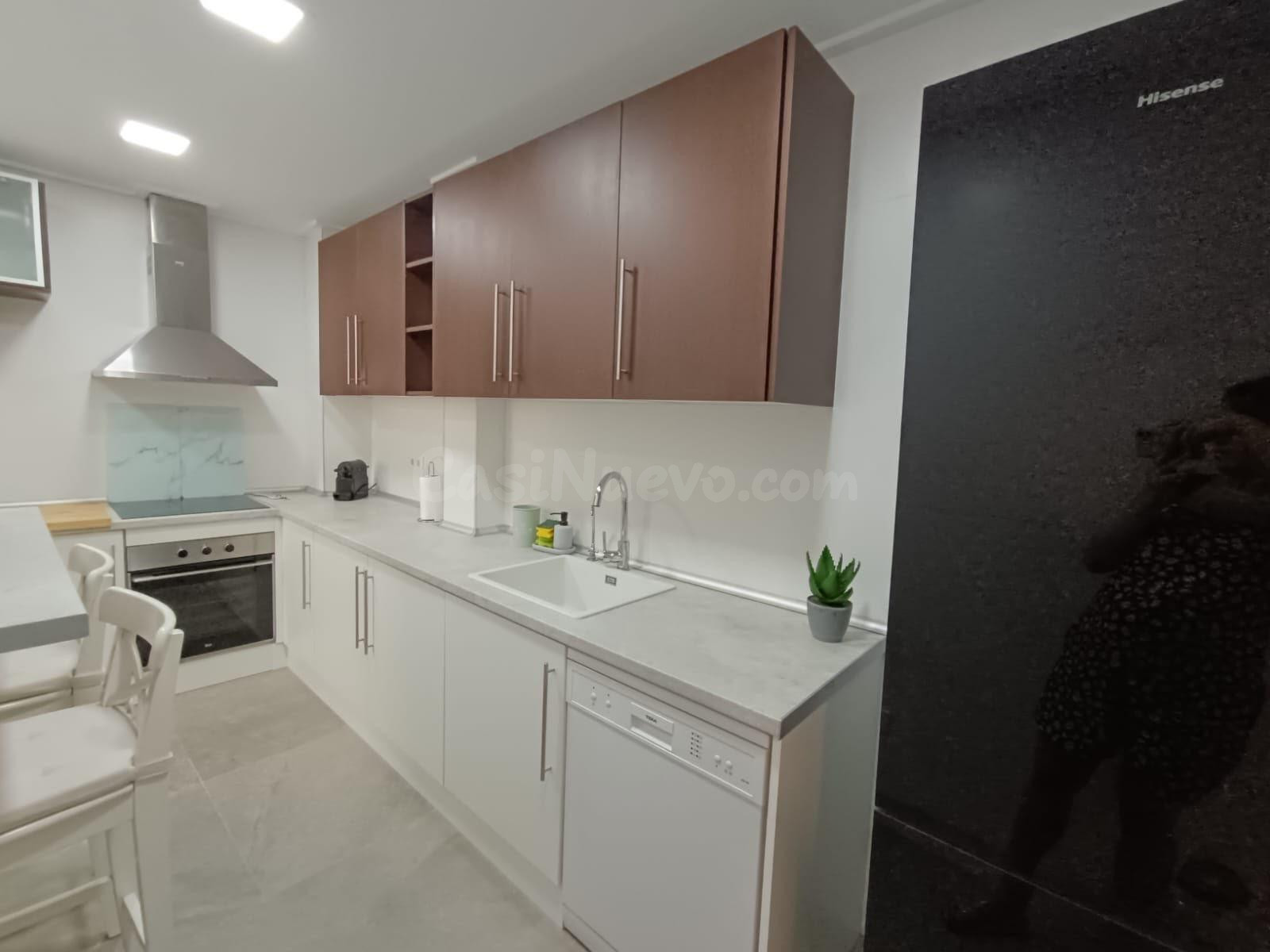 Amplio piso céntrico en Petrer (Alicante)- 720€ - foto 3