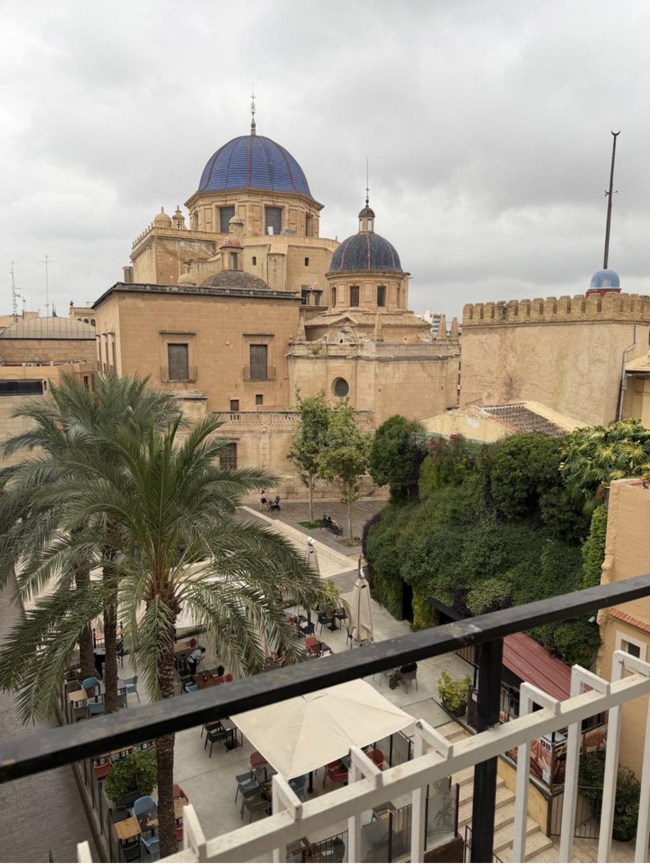 Amplio y Céntrico Piso en Alquiler en Elche - €1400 - foto 3