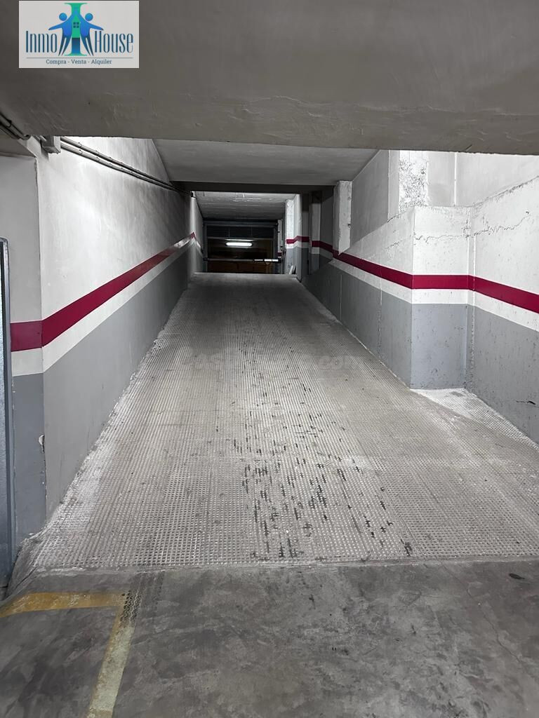 Se vende plaza de garaje para moto