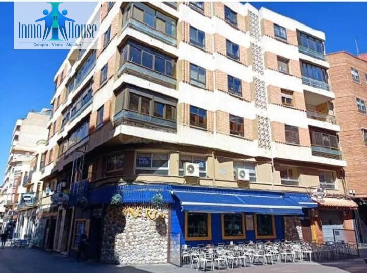 PISO EN VENTA ZONA CENTRO