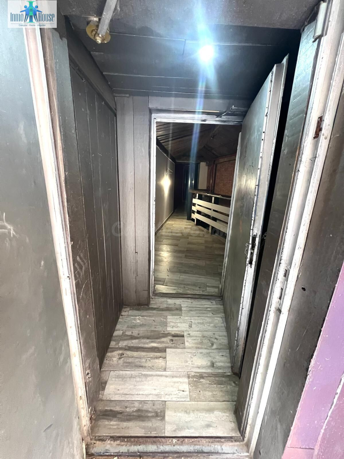 INMOHOUSE VENDE O ALQUILA LOCAL DE COPAS EN ZONA CENTRO