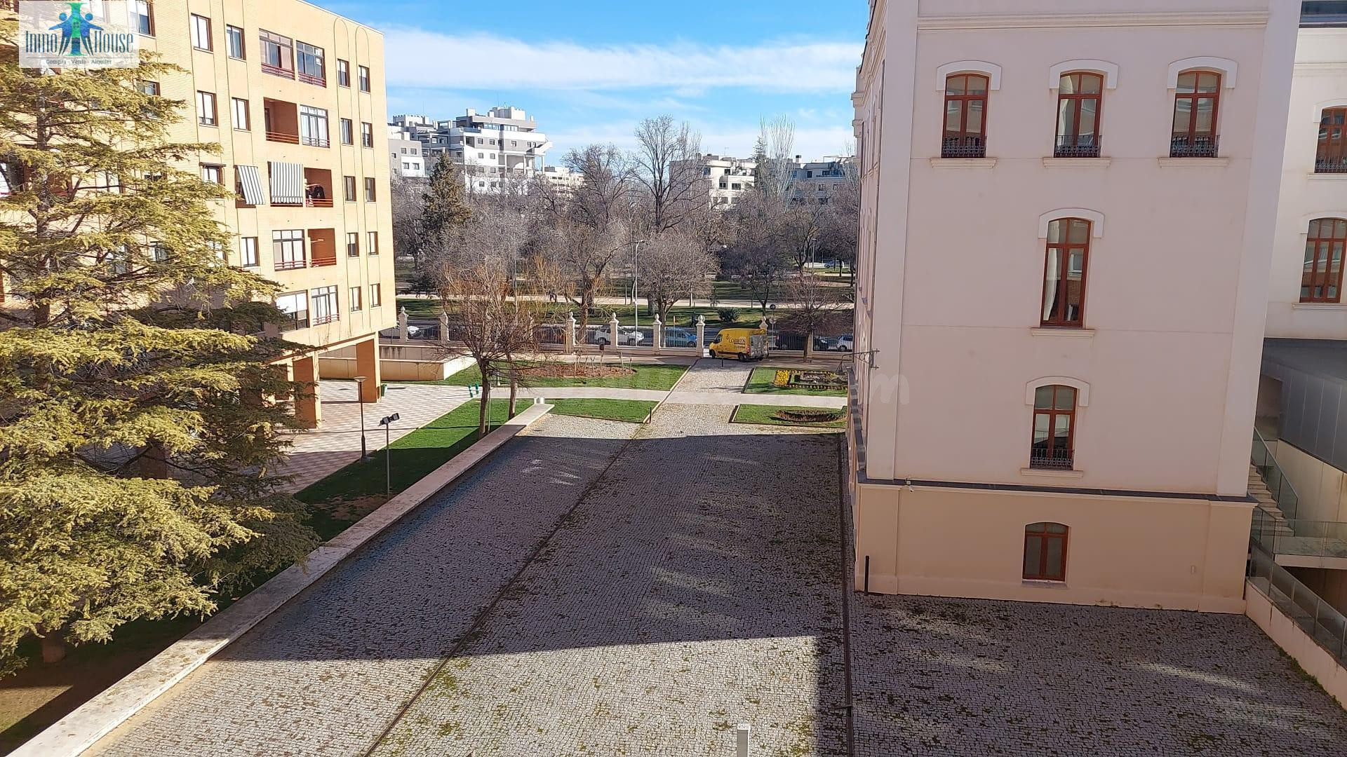 APARTAMENTO EN PARQUE LINEAL FABRICA DE HARINAS