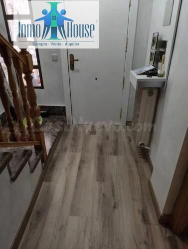 ADOSADO EN VENTA EN ARGAMASON