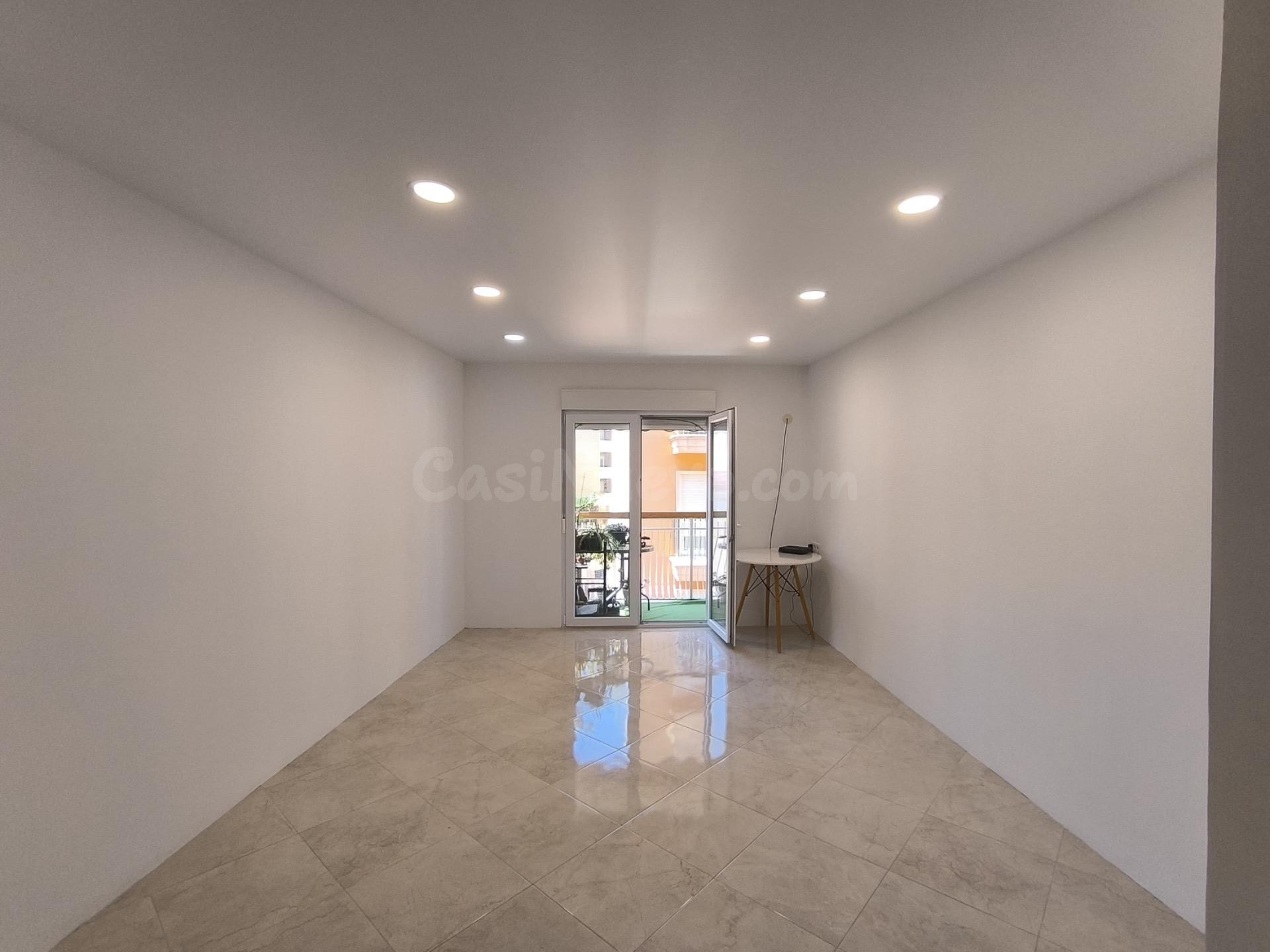 Piso reformado en el centro de Santa Pola