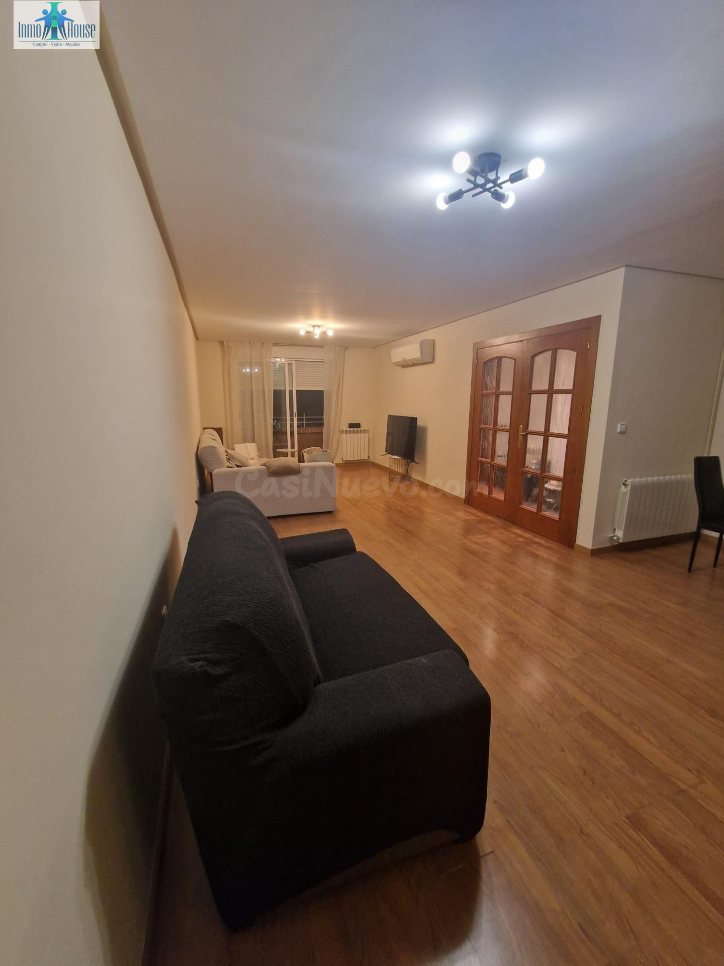 PISO EN VENTA ZONA FERIA