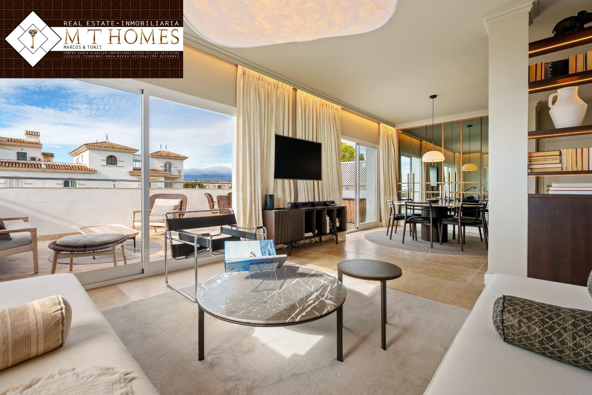 APARTAMENTO DE LUJO EN PRIMERA LÍNEA DE PLAYA EN PUERTO BANÚS – PRIMERA LINEA PLAYA – A POCOS PASOS DEL PUERTO DEPORTIVO Y SERVICIOS DE LUJO