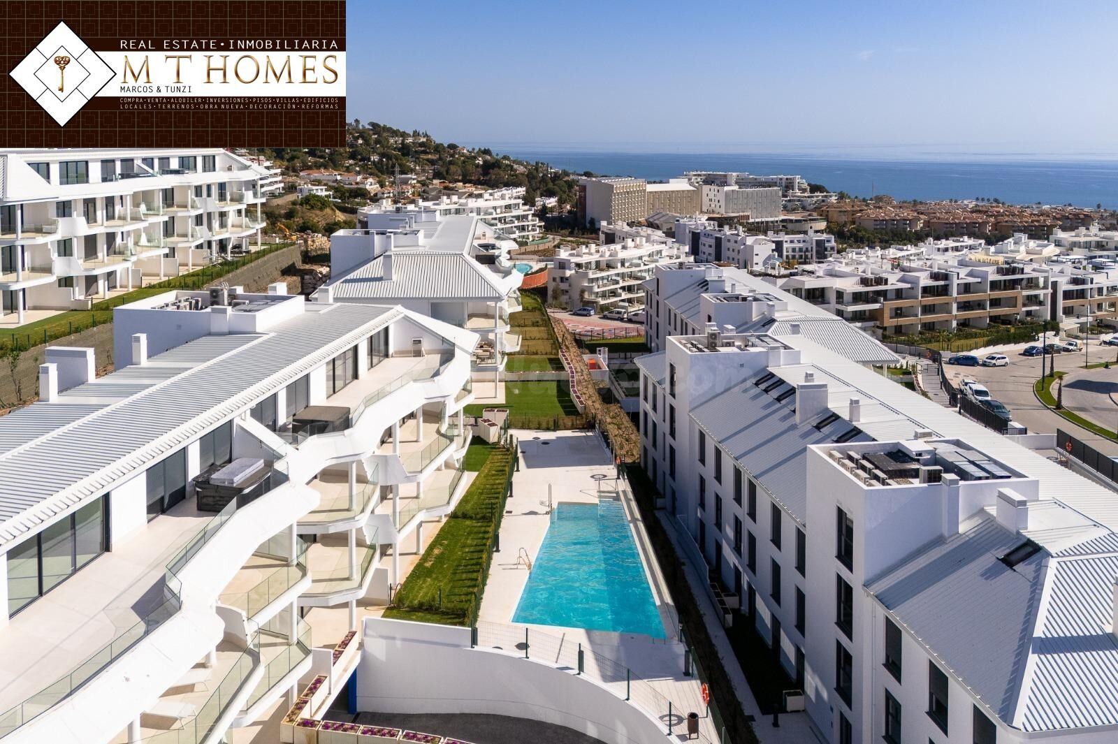 HERMOSA VIVIENDA EN PLANTA BAJA EN HIGUERÓN WEST CON GRAN JARDÍN PRIVADO  – VISTAS AL MAR – RESORT DE LUJO