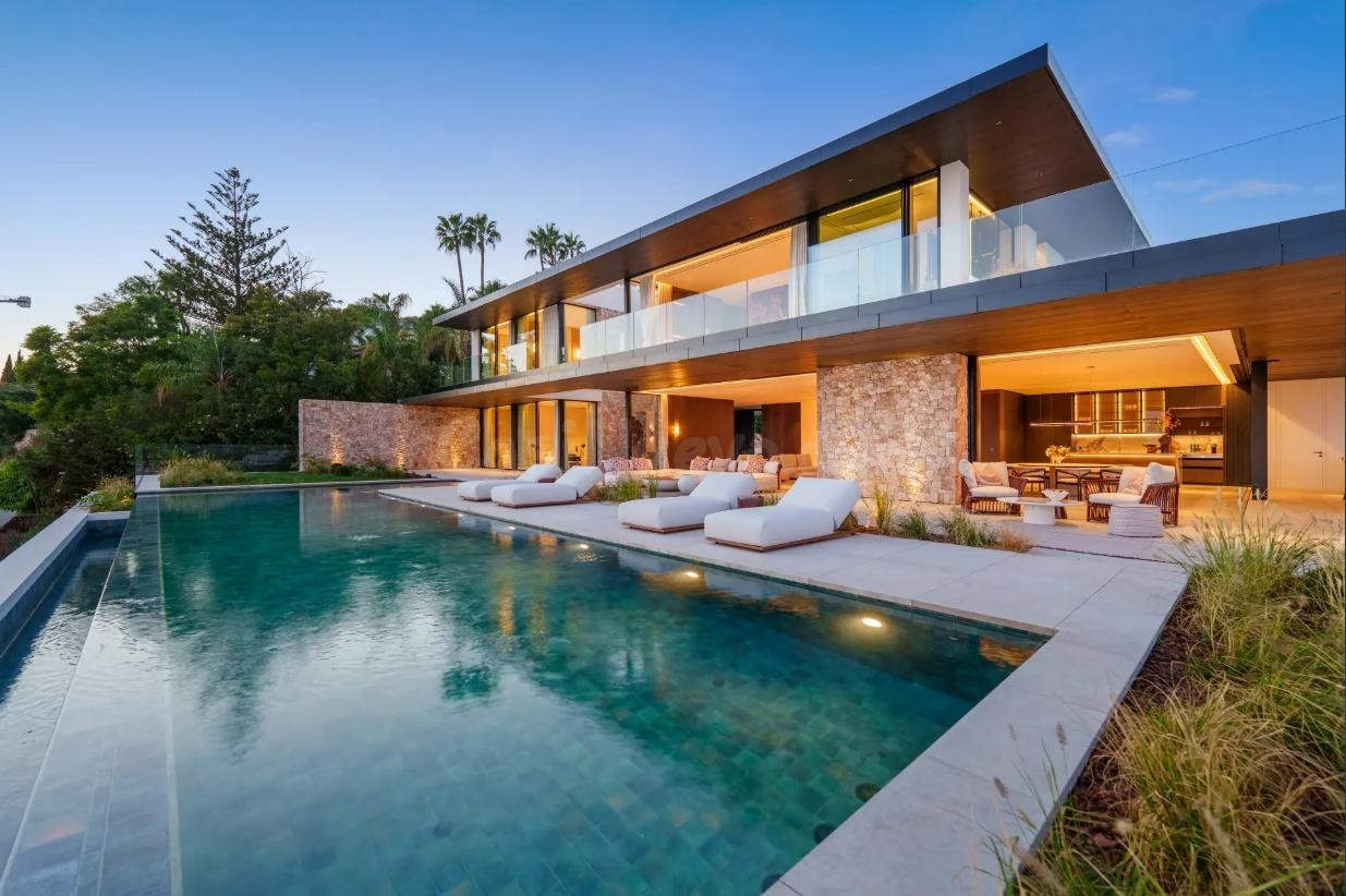 Villa de Lujo 8 habitaciones 1700m² en venta - La quinta