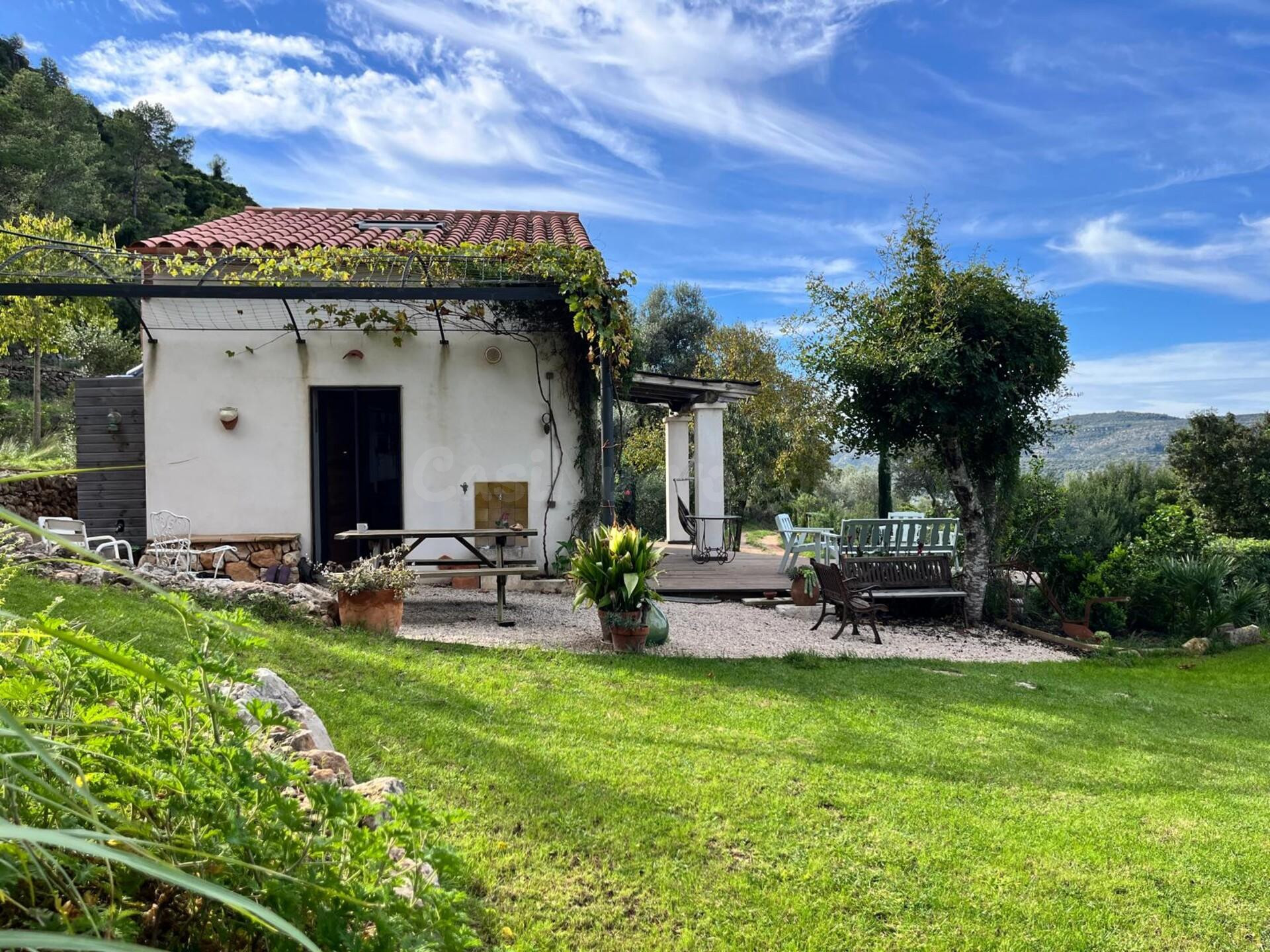 Venta de finca rústica-sostenible en Freginals