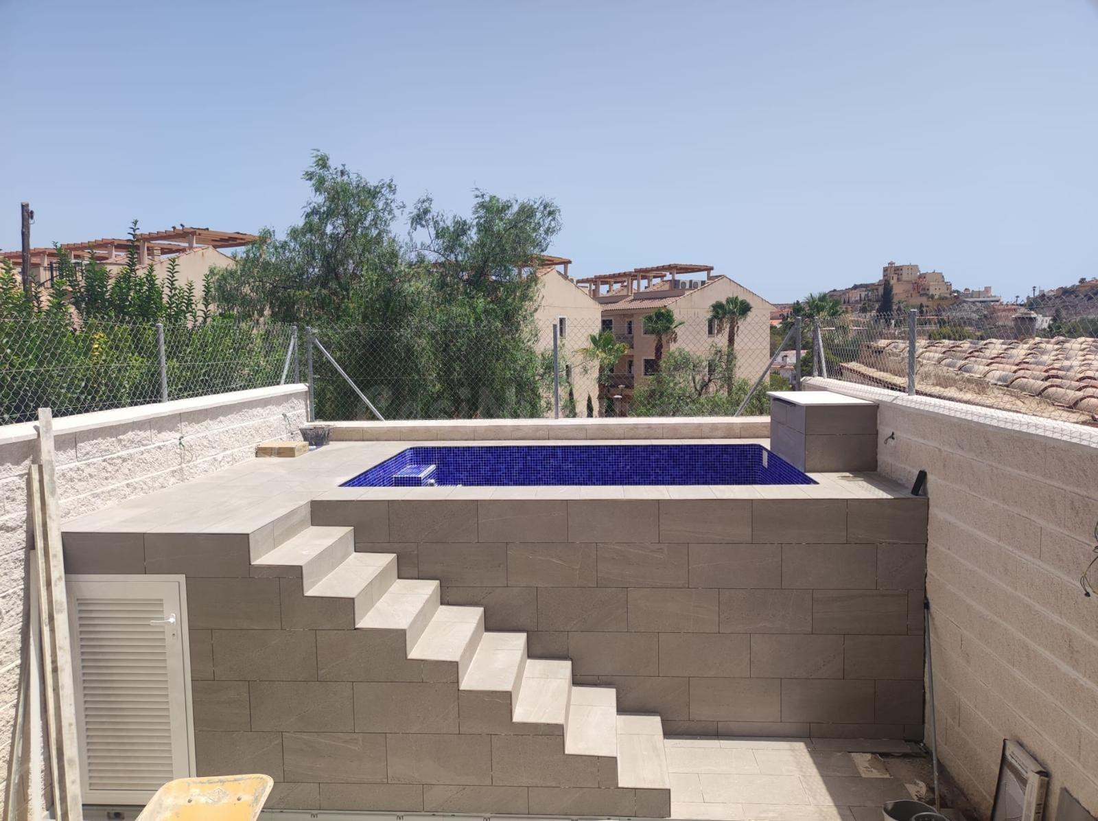 VIVIENDA TOTALMENTE REFORMADA CON PISCINA PRIVADA