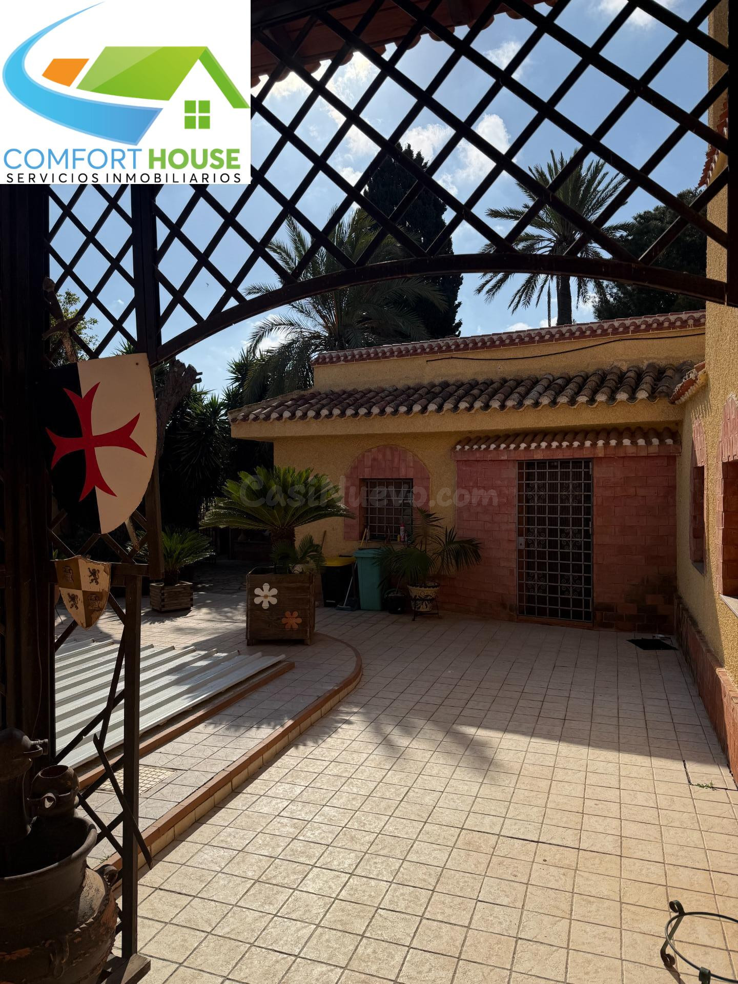 Finca en La Aljorra con gran terreno - Oportunidad excepcional. Visita y te encantará