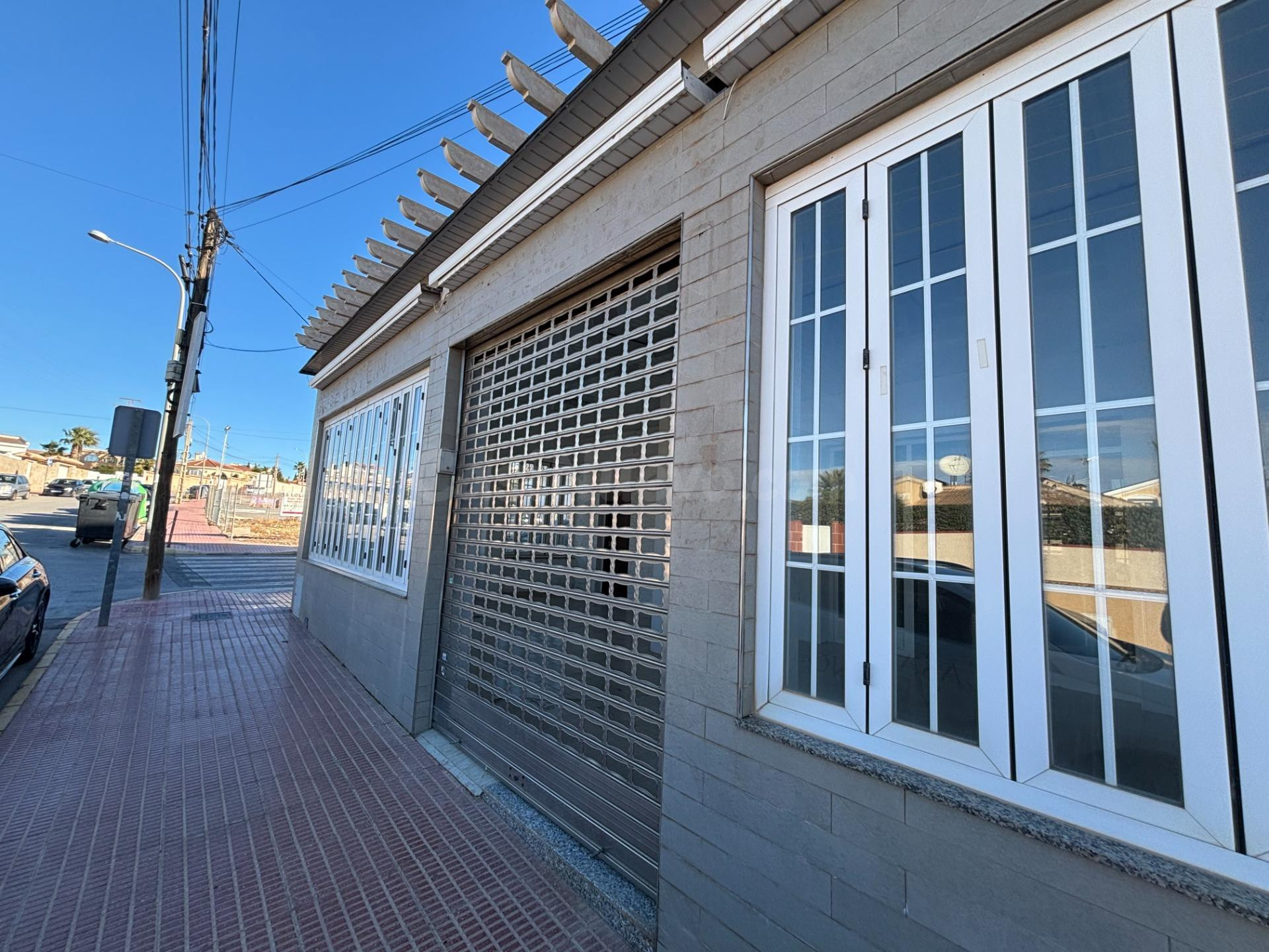 Oportunidad!! Rentables Locales junto a Av. Naciones - foto 5