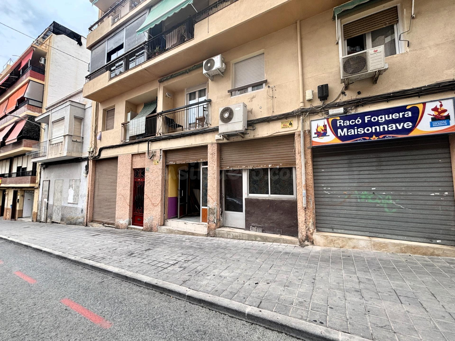 Local comercial 98m² en venta - San Blas