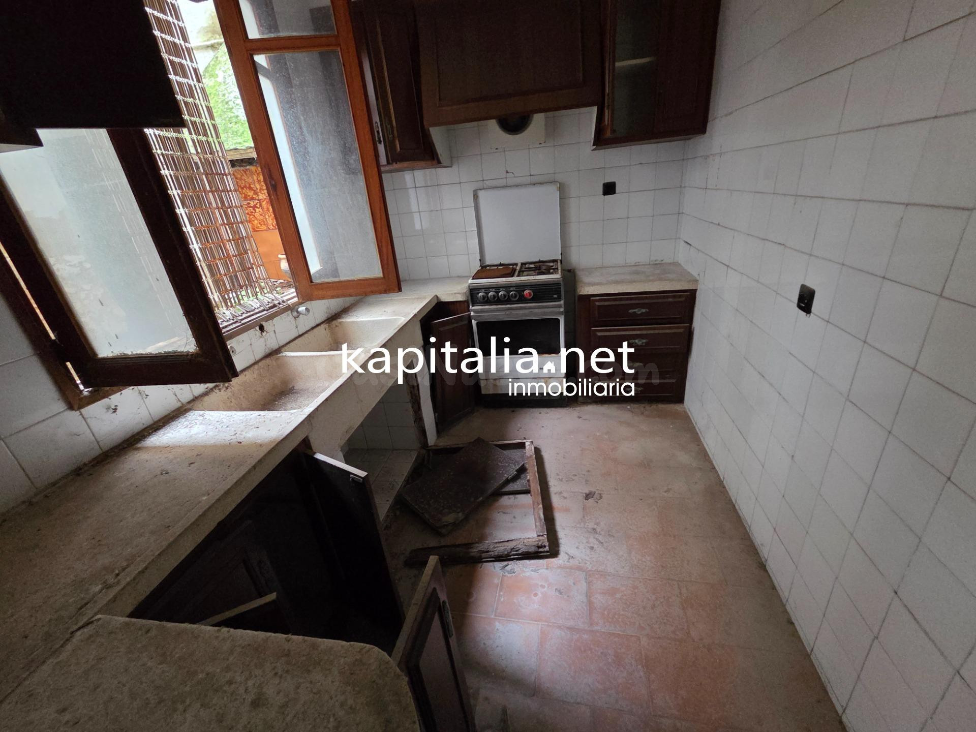 Casa a la venta en Ontinyent - foto 2