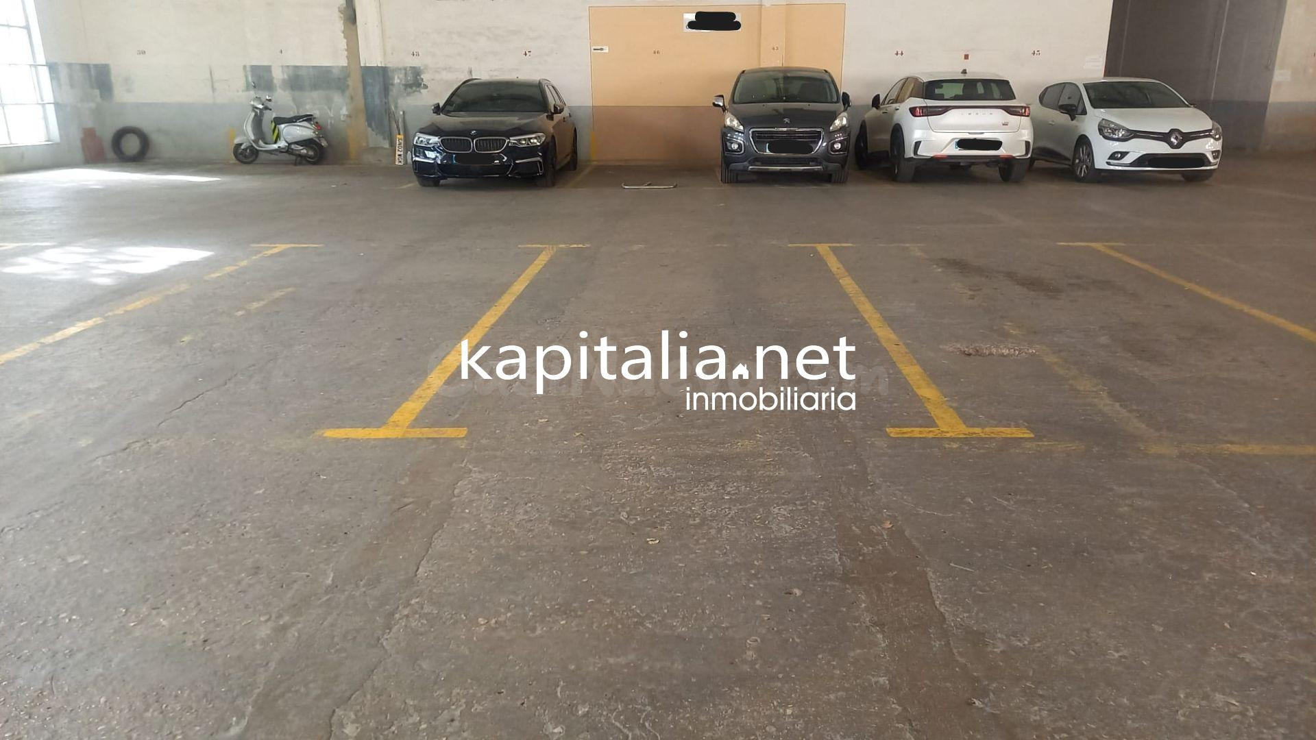 Plaza de parking en alquiler en el centro de Xàtiva.