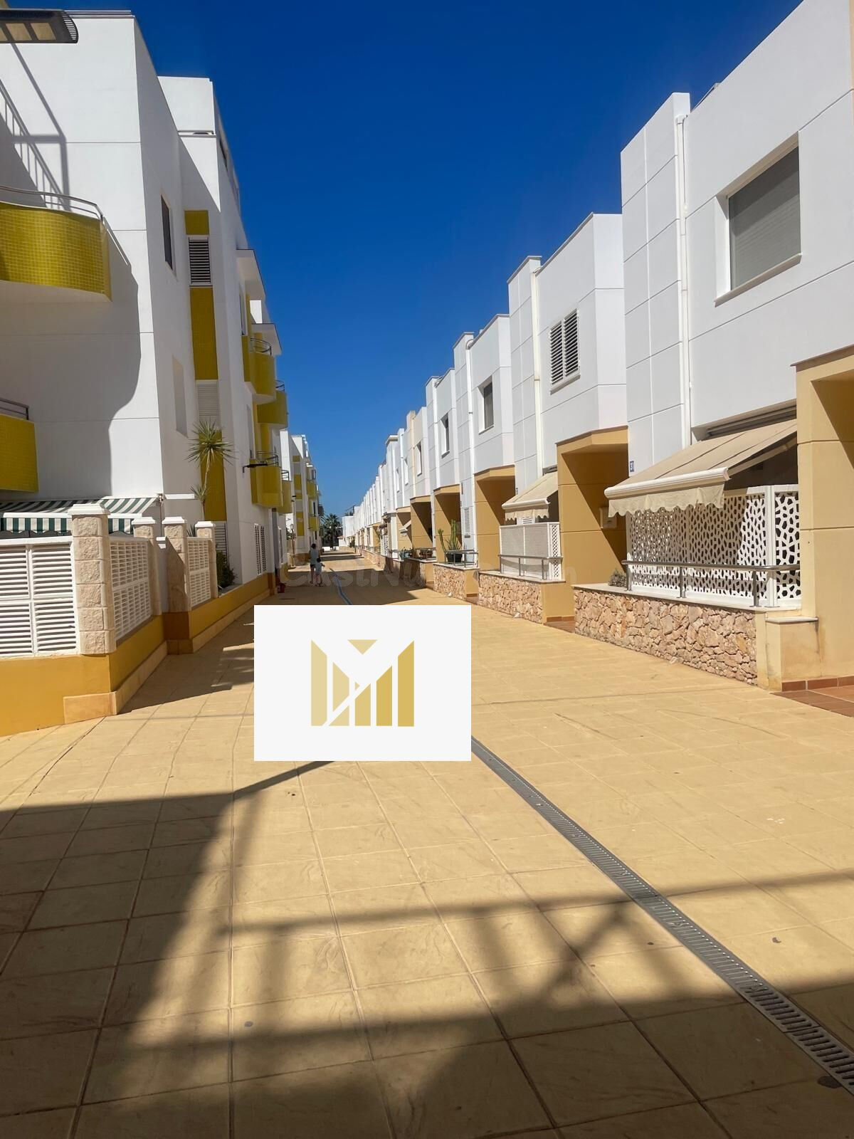 DUPLEX EN ALMERIMAR