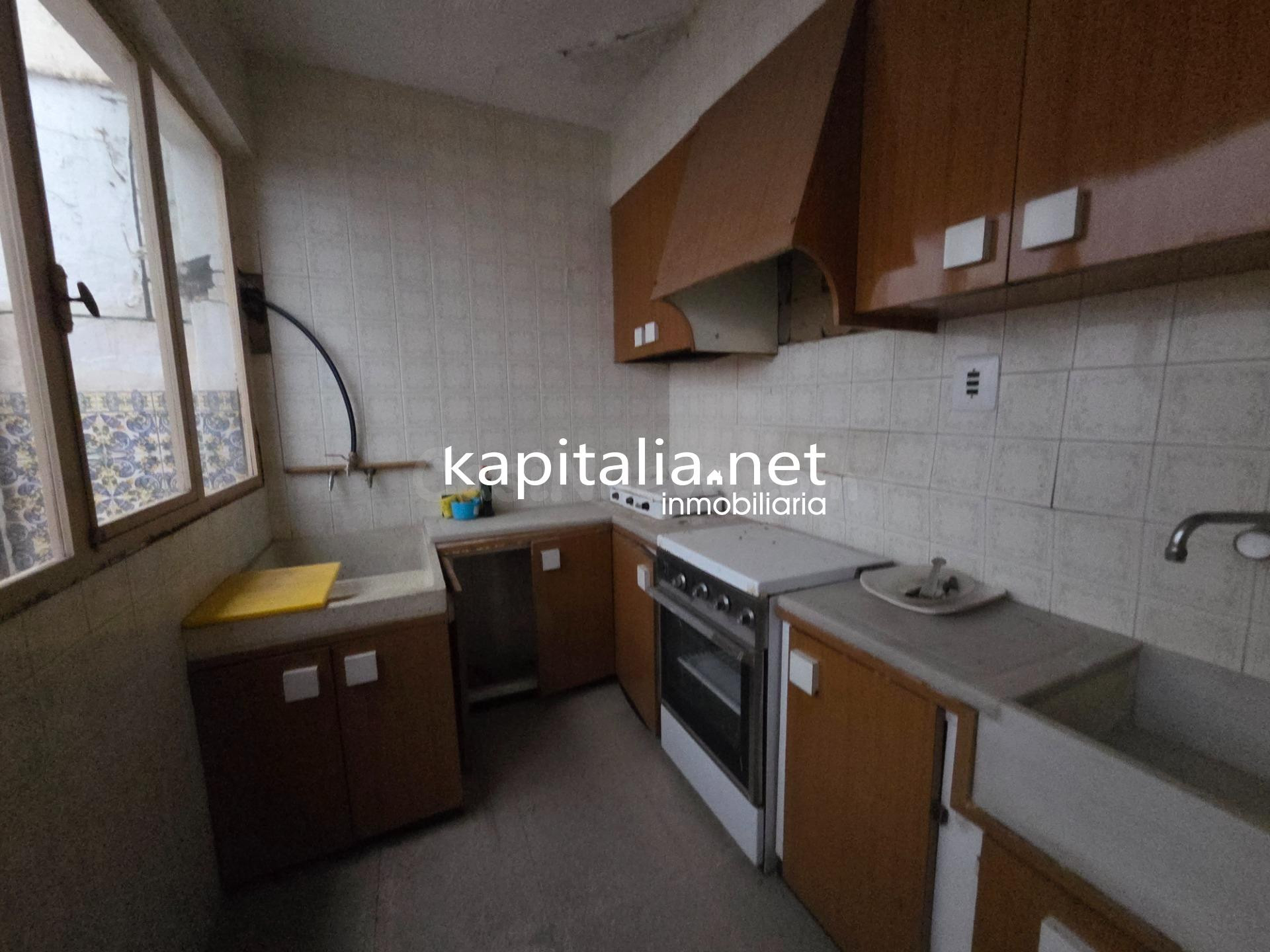 Casa a la venta en Ontinyent - foto 2